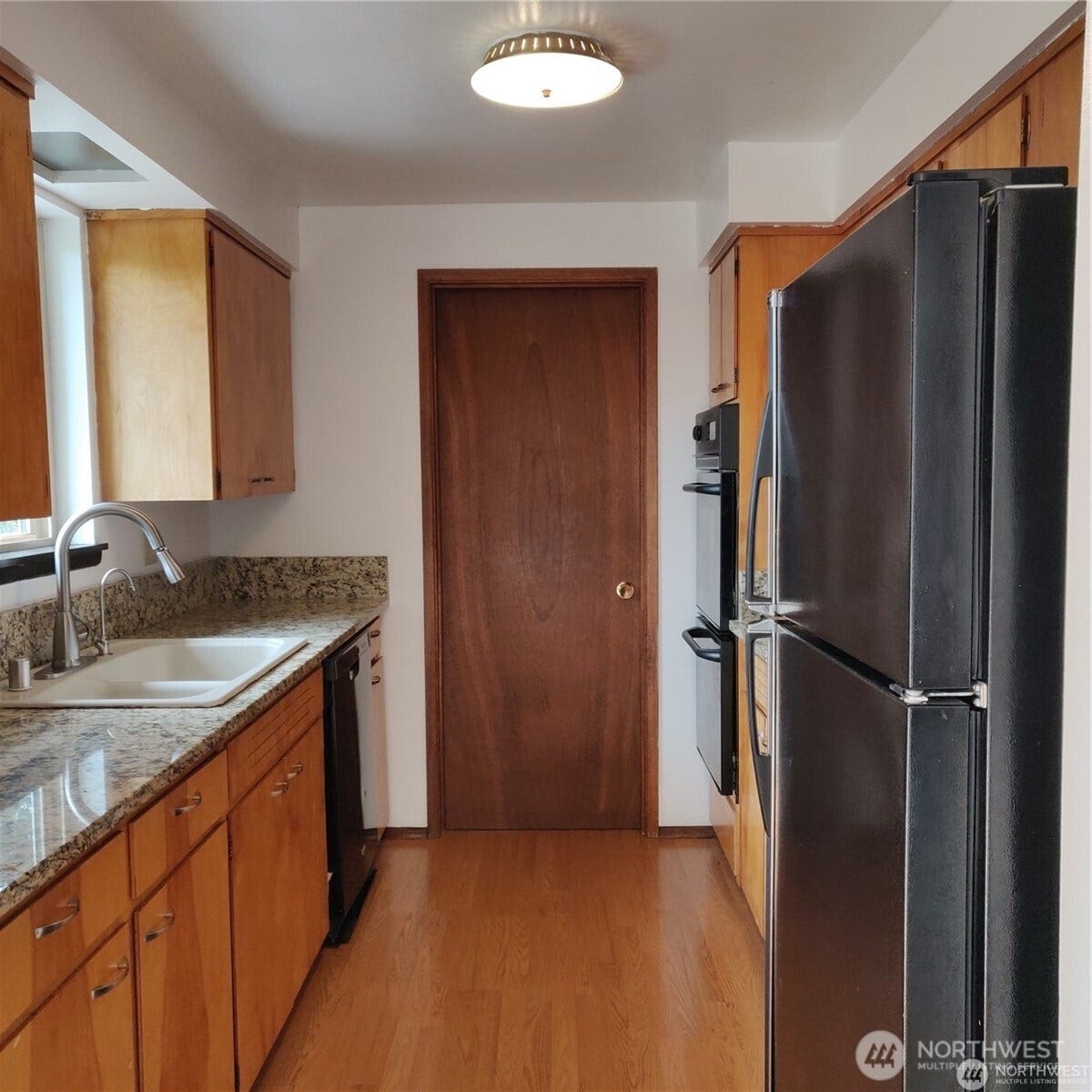 6127 S 126th Place, Seattle, WA 98178