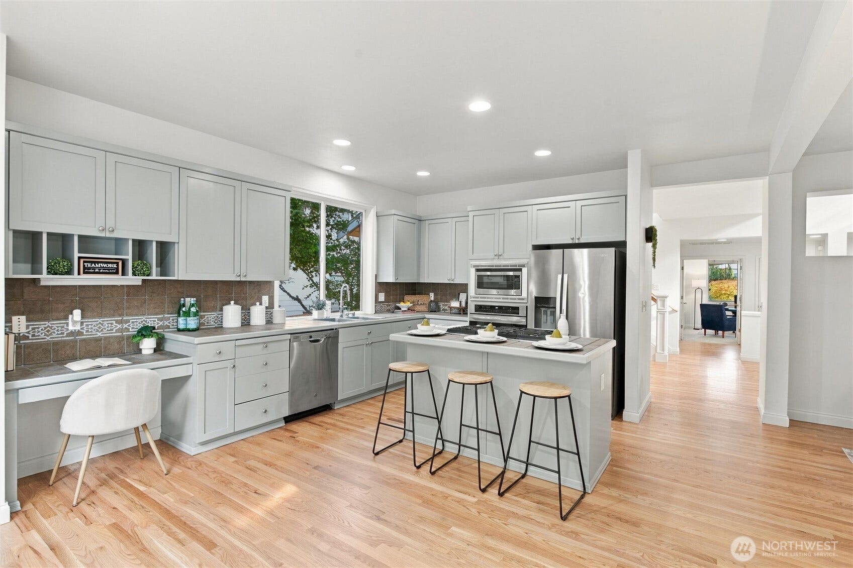 189 241st Place SE, Sammamish, WA 98074