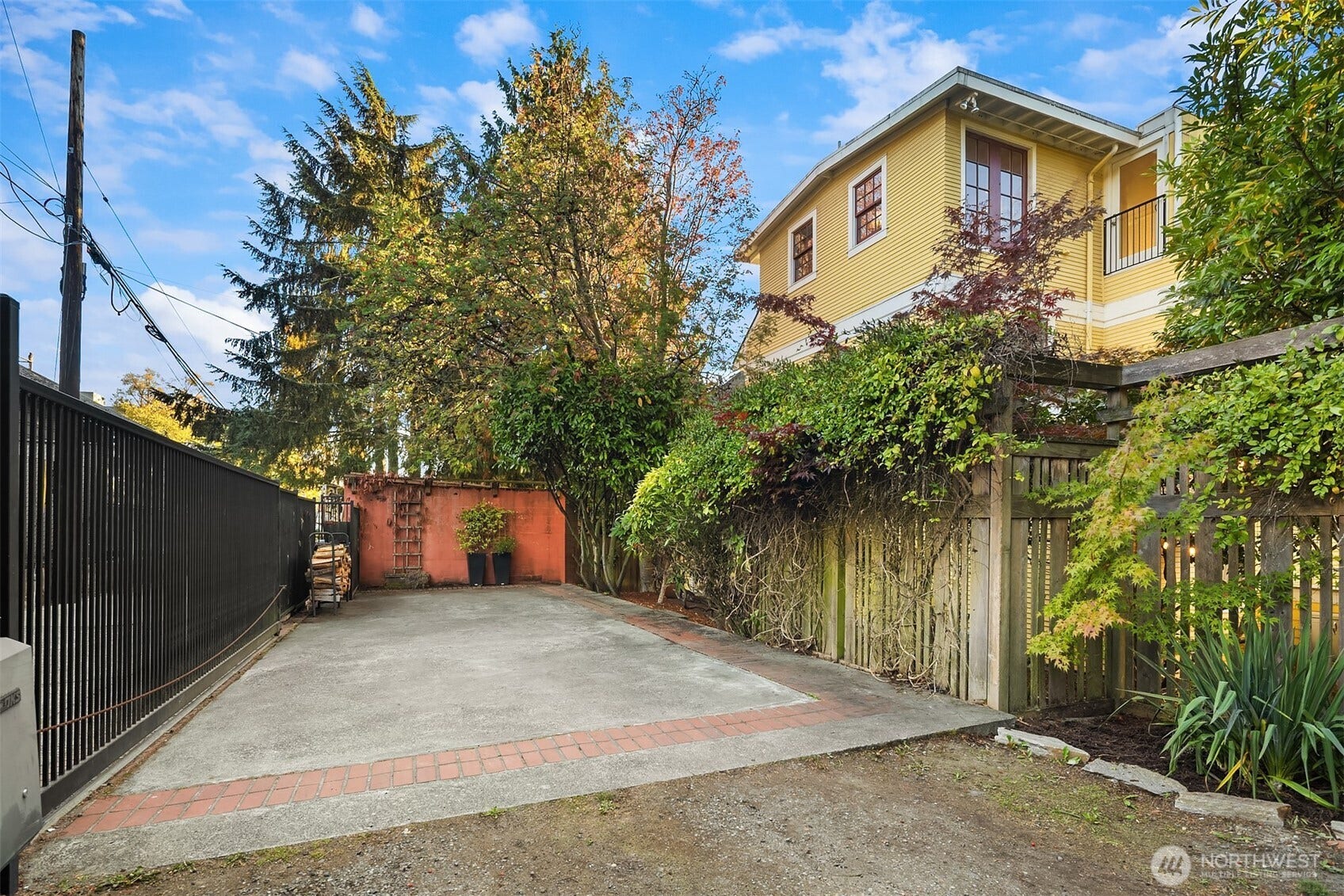 726 12th Avenue E, Seattle, WA 98102 726 12th Avenue E, Seattle, WA 98102