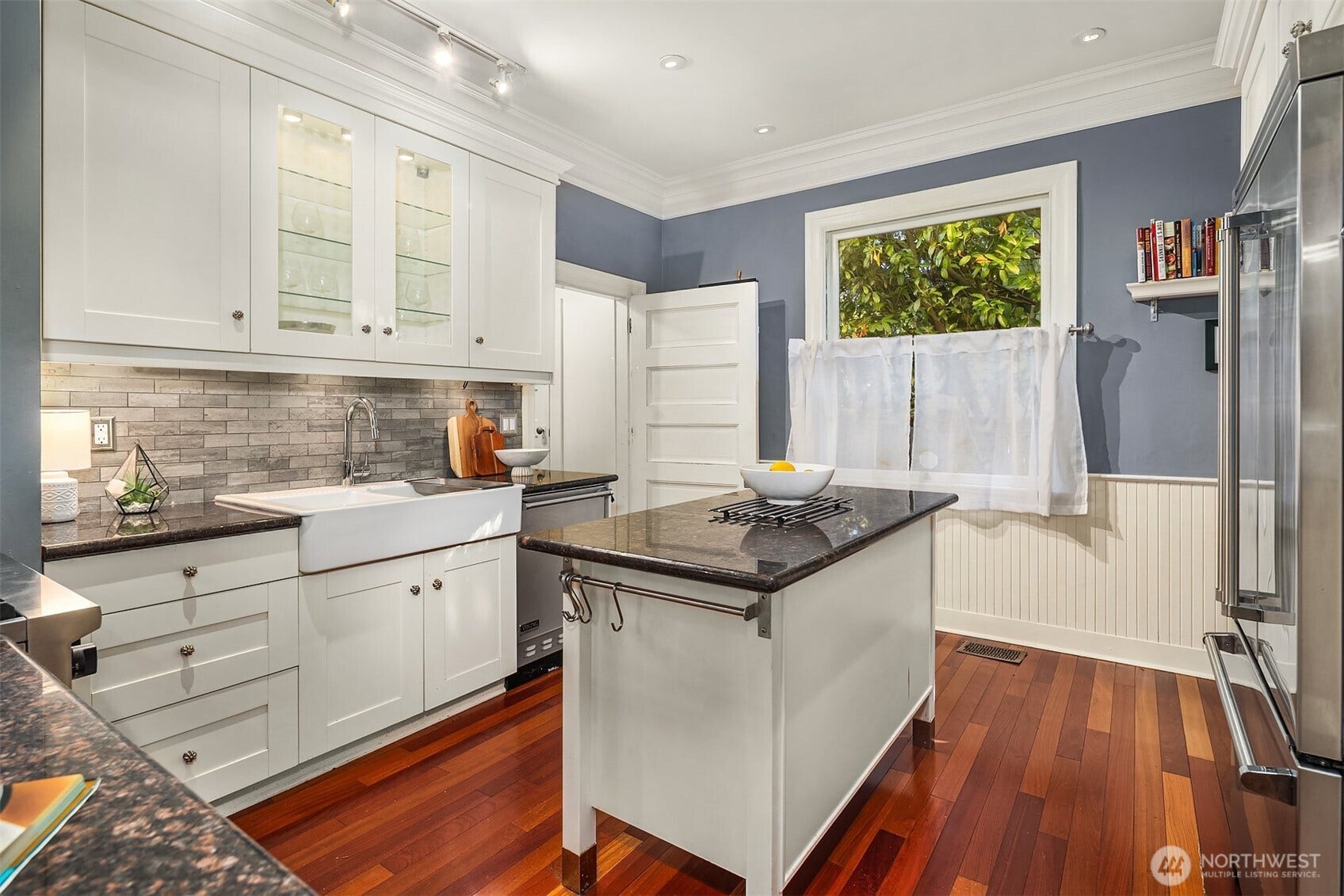 726 12th Avenue E, Seattle, WA 98102 726 12th Avenue E, Seattle, WA 98102
