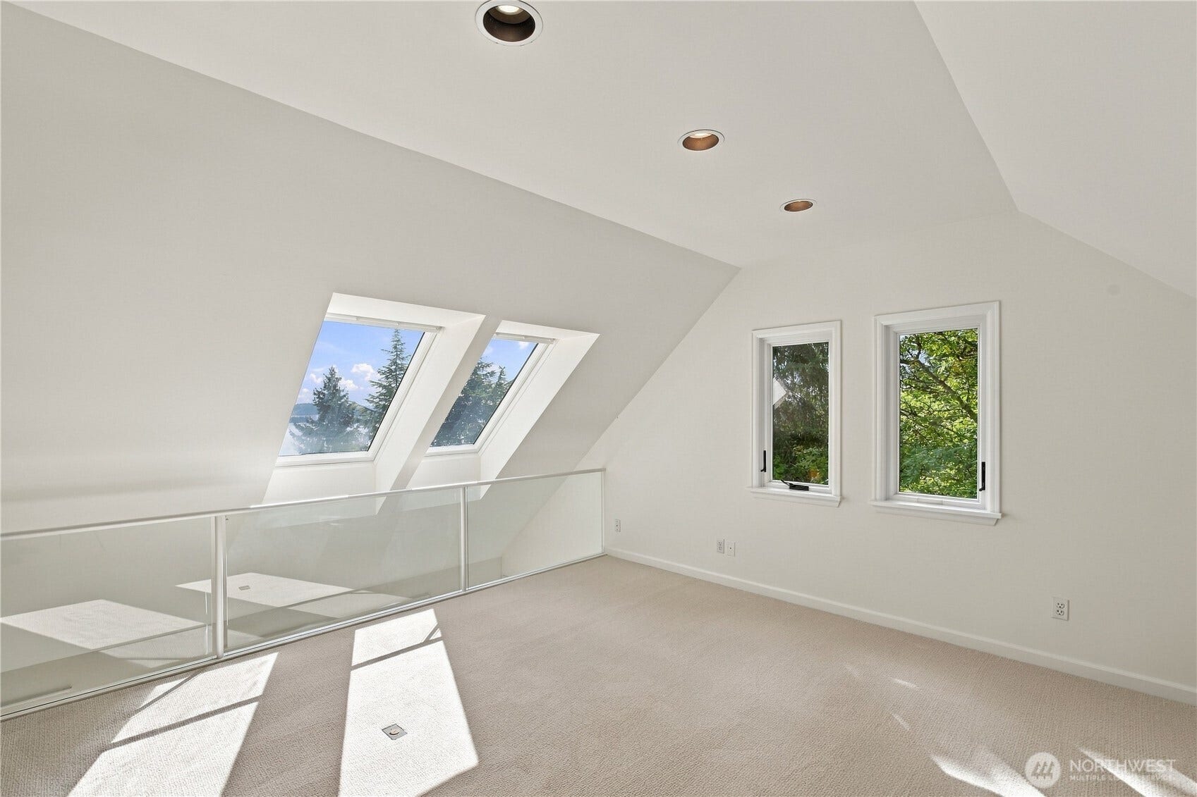 8239 E Mercer Way, Mercer Island, WA 98040