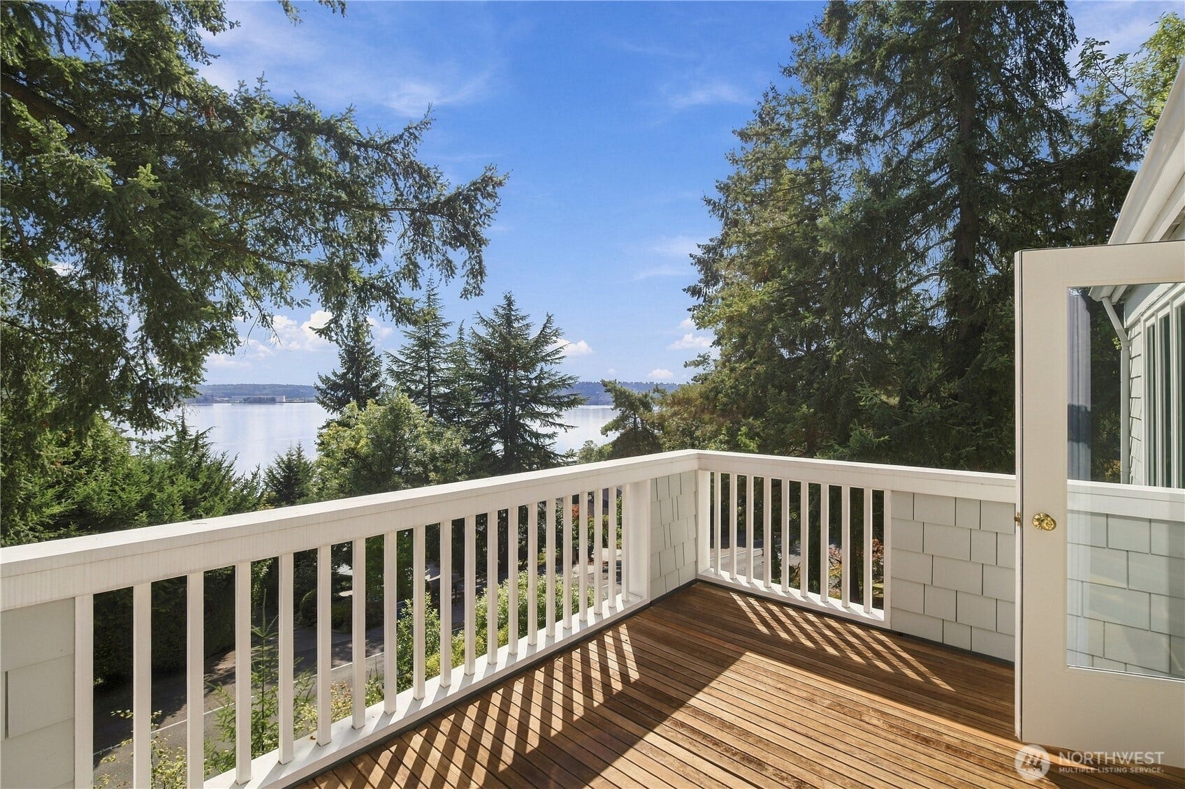 8239 E Mercer Way, Mercer Island, WA 98040