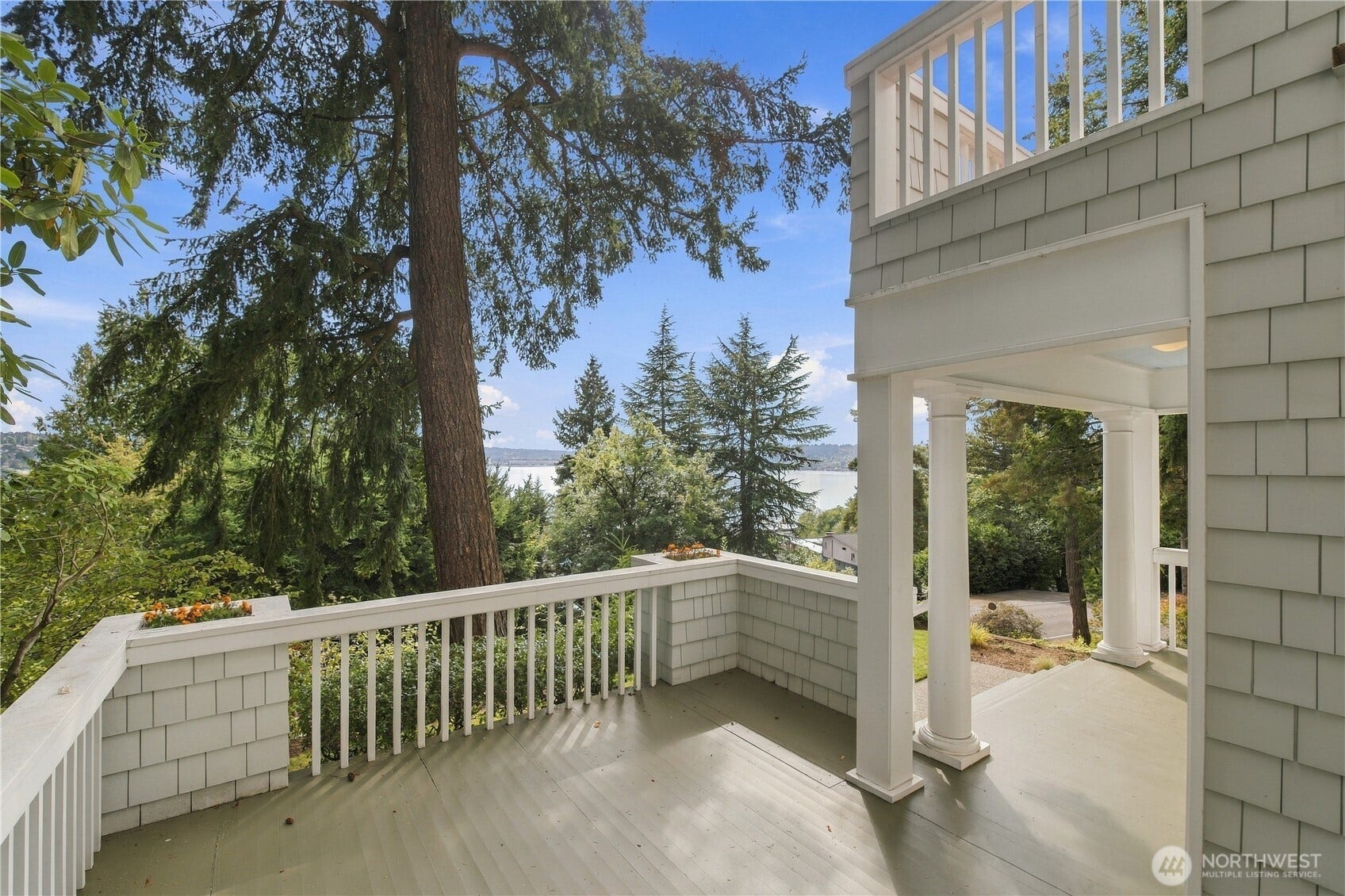 8239 E Mercer Way, Mercer Island, WA 98040