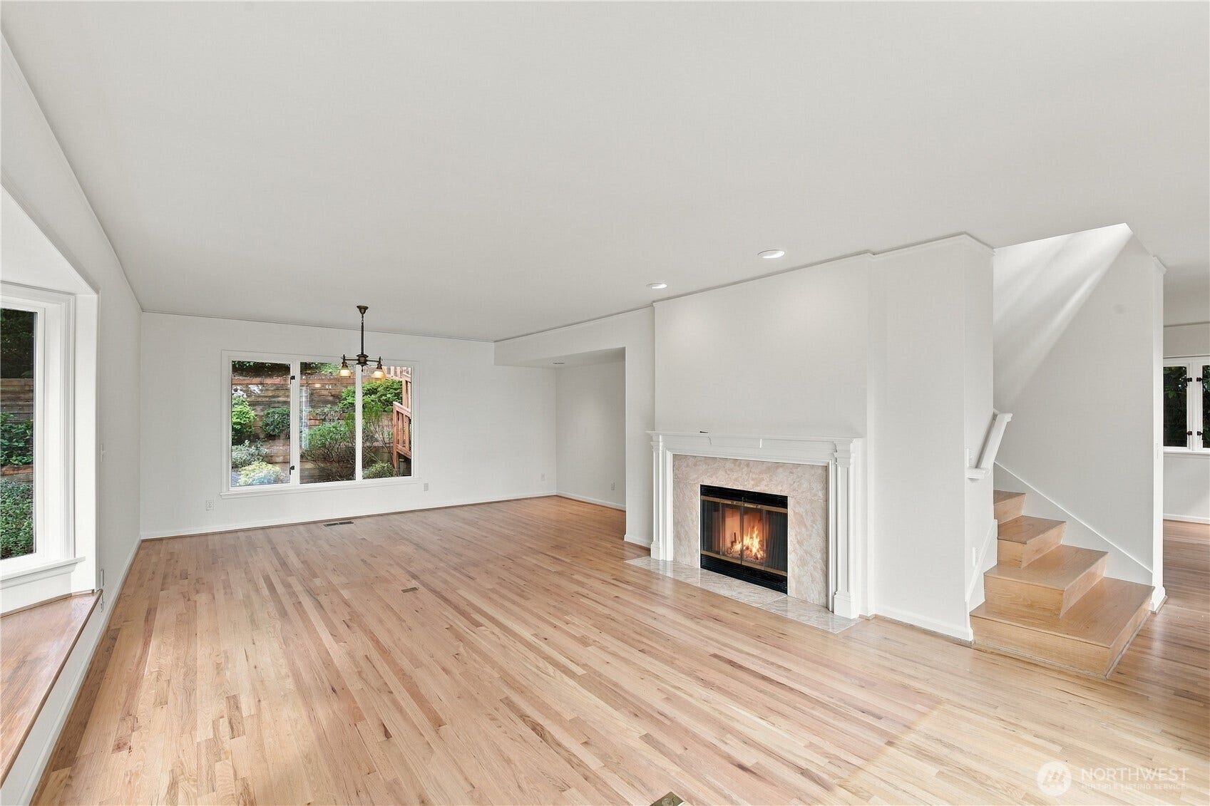 8239 E Mercer Way, Mercer Island, WA 98040