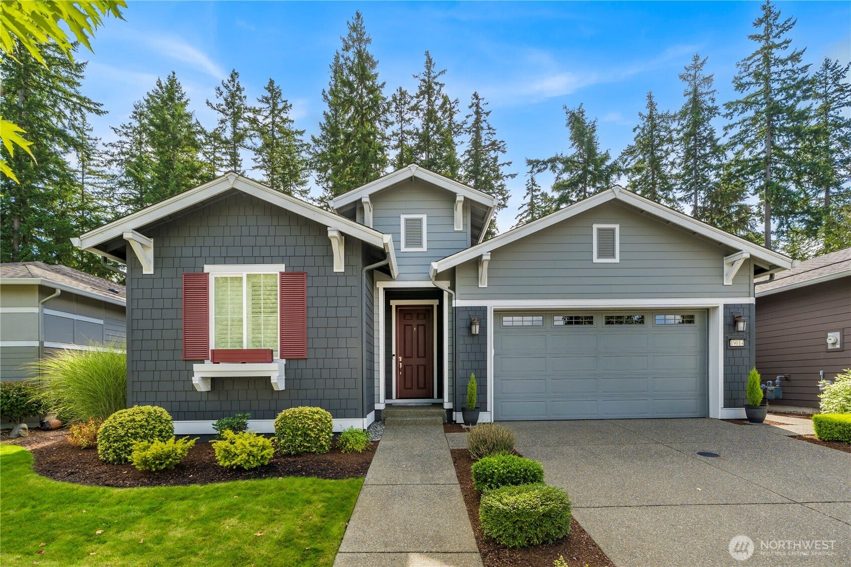 19014 146th Street E, Bonney Lake, WA 98391 This very popular "Nice" plan is situated on a gorgeous permanent greenbelt just steps to the Lodge!