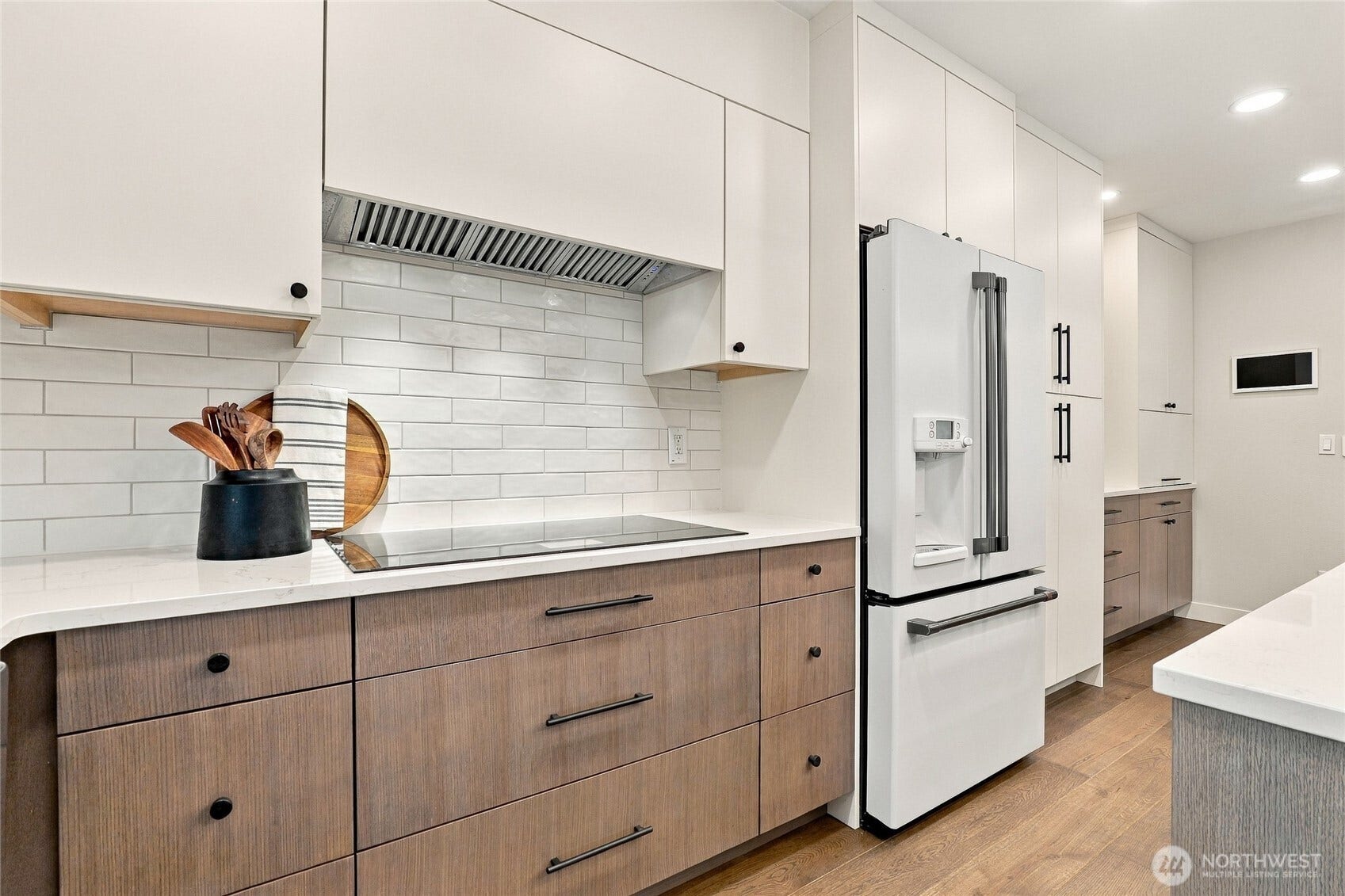 9234 159th Place NE, #102, Redmond, WA 98052