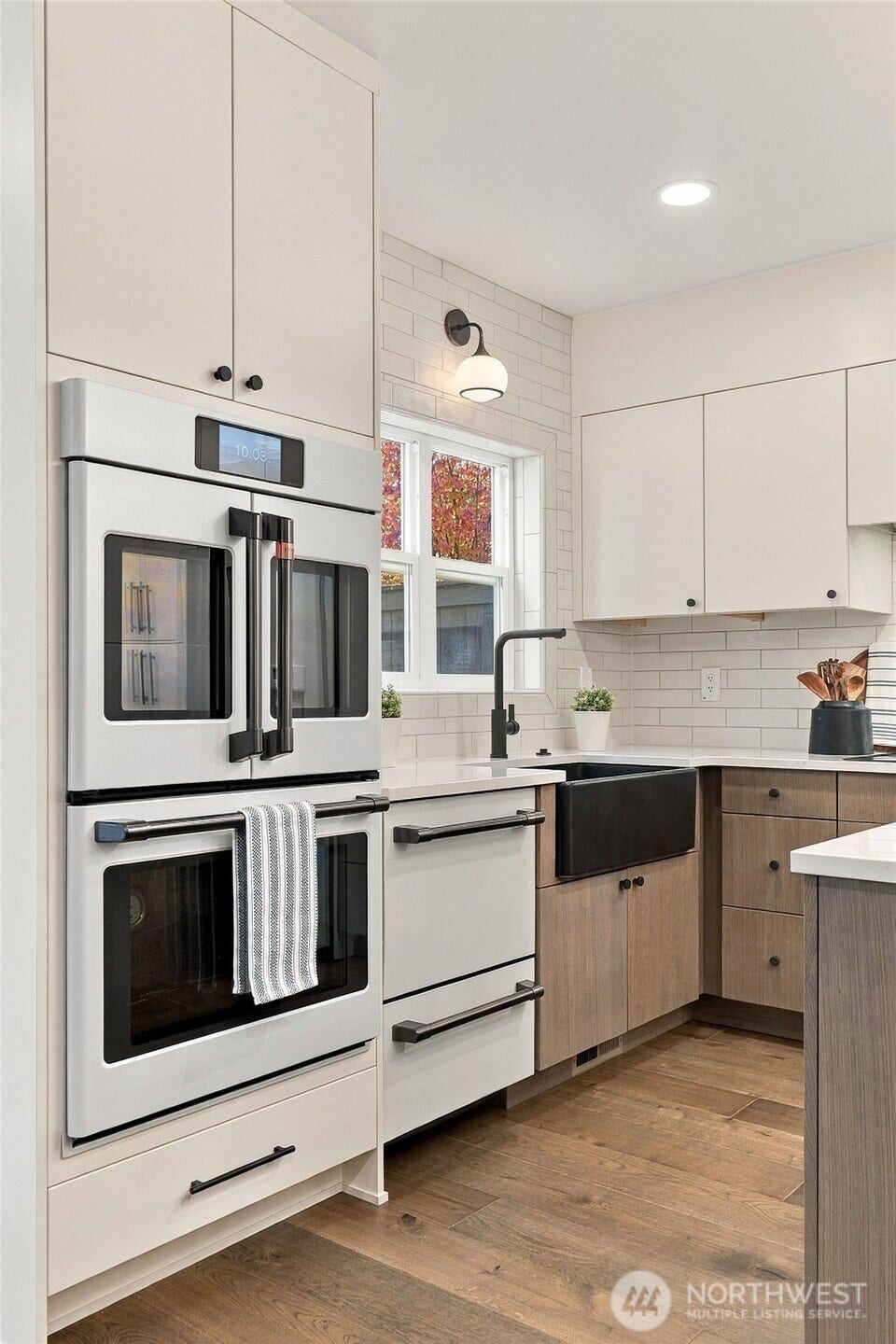 9234 159th Place NE, #102, Redmond, WA 98052