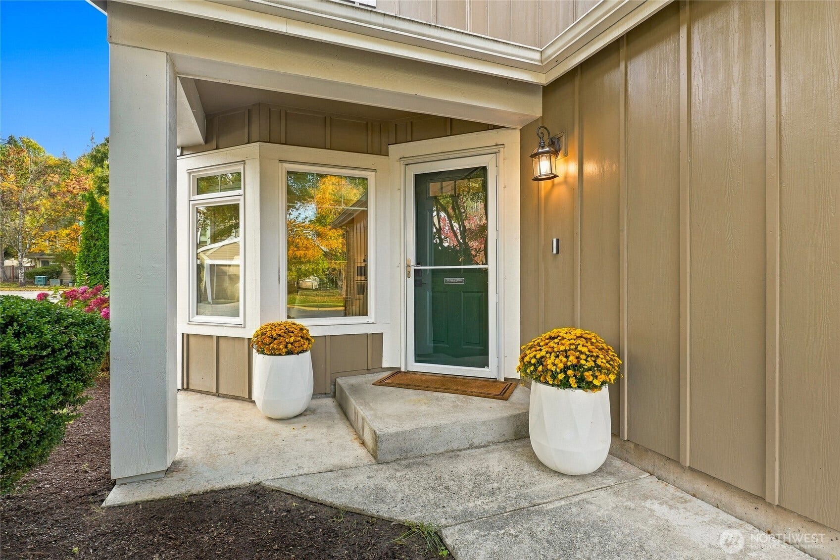 9234 159th Place NE, #102, Redmond, WA 98052