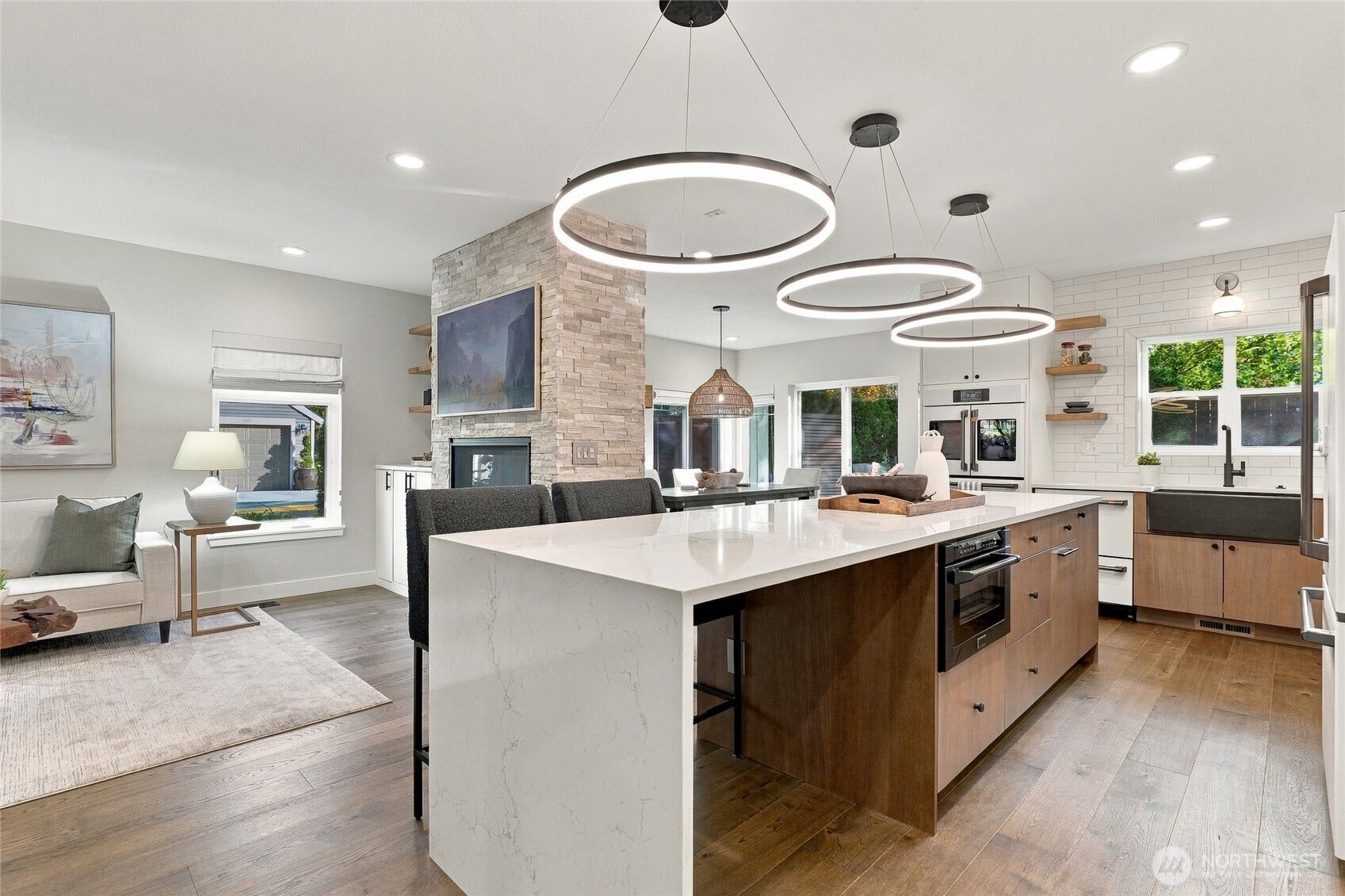 9234 159th Place NE, #102, Redmond, WA 98052