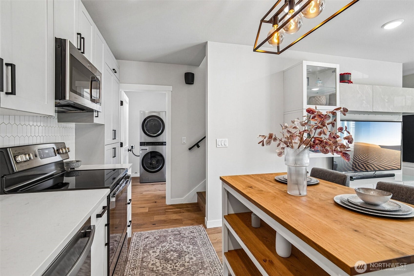 7000 32nd Avenue NW, #C, Seattle, WA 98117
