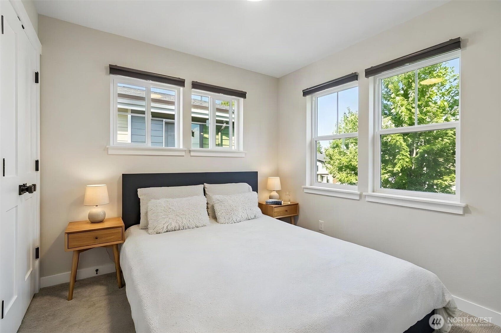 7000 32nd Avenue NW, #C, Seattle, WA 98117