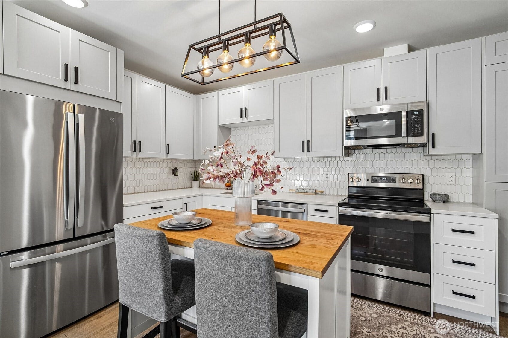 7000 32nd Avenue NW, #C, Seattle, WA 98117
