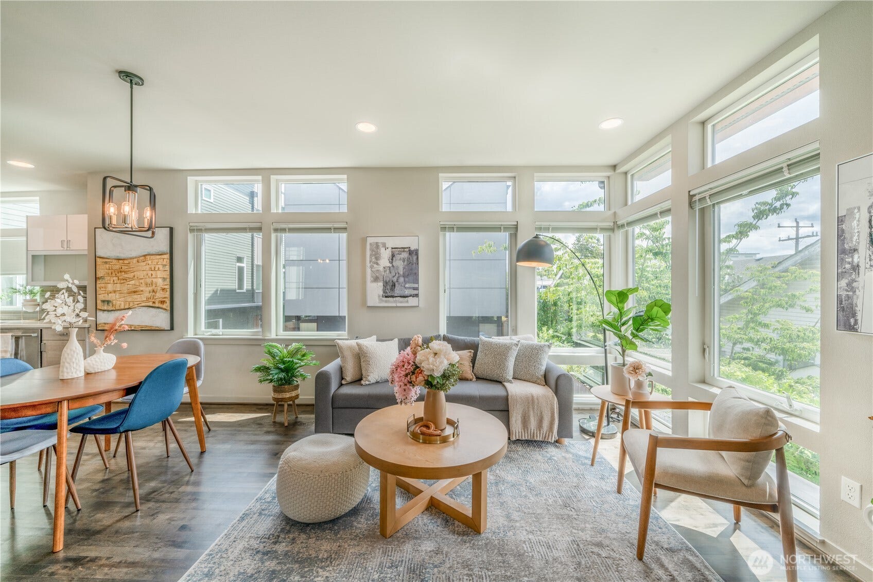 6211 9th Avenue NE, #A, Seattle, WA 98115 6211 9th Avenue NE, #A, Seattle, WA 98115