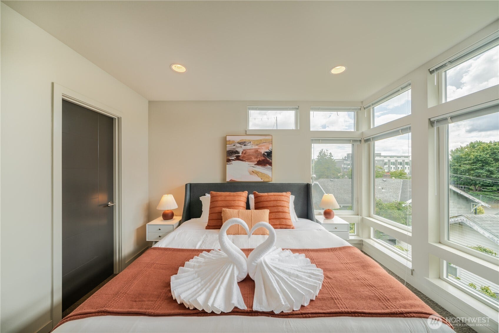 6211 9th Avenue NE, #A, Seattle, WA 98115 6211 9th Avenue NE, #A, Seattle, WA 98115