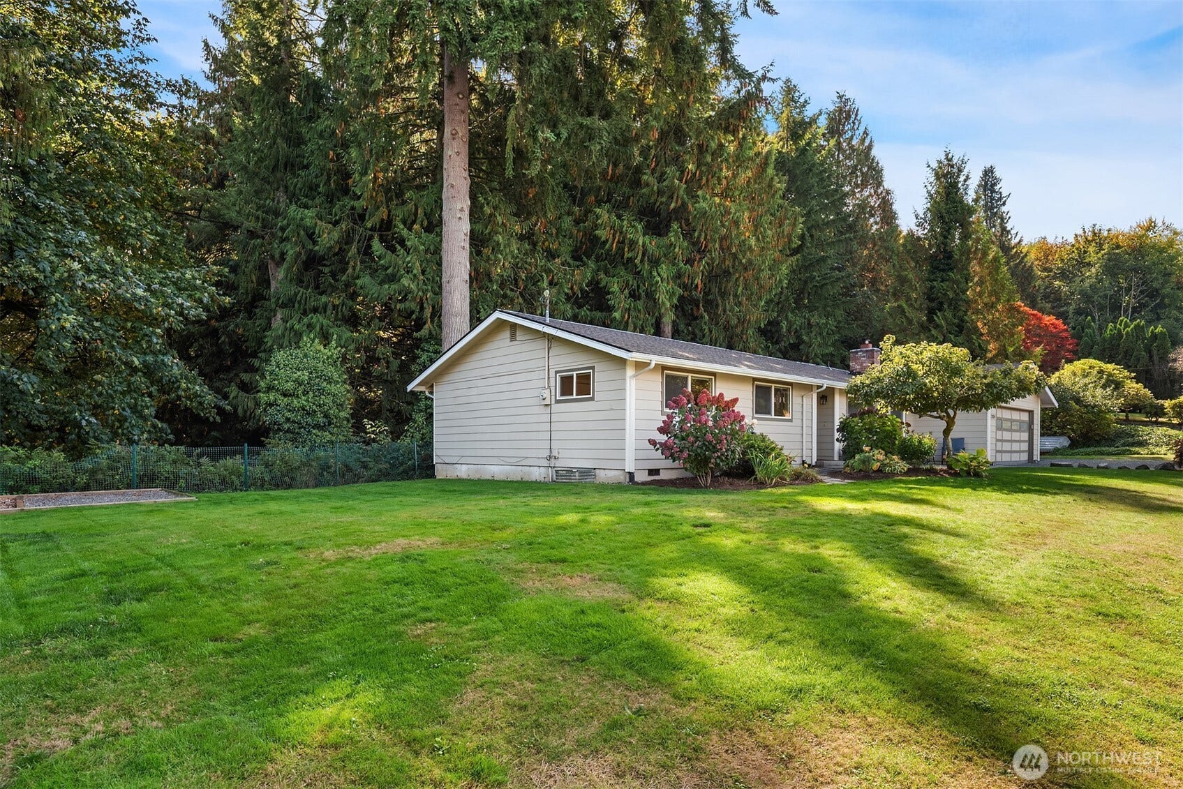 12824 141st Place SE, Snohomish, WA 98290 Lots of space for outdoor entertaining in the warm sun or under the twilight stars.