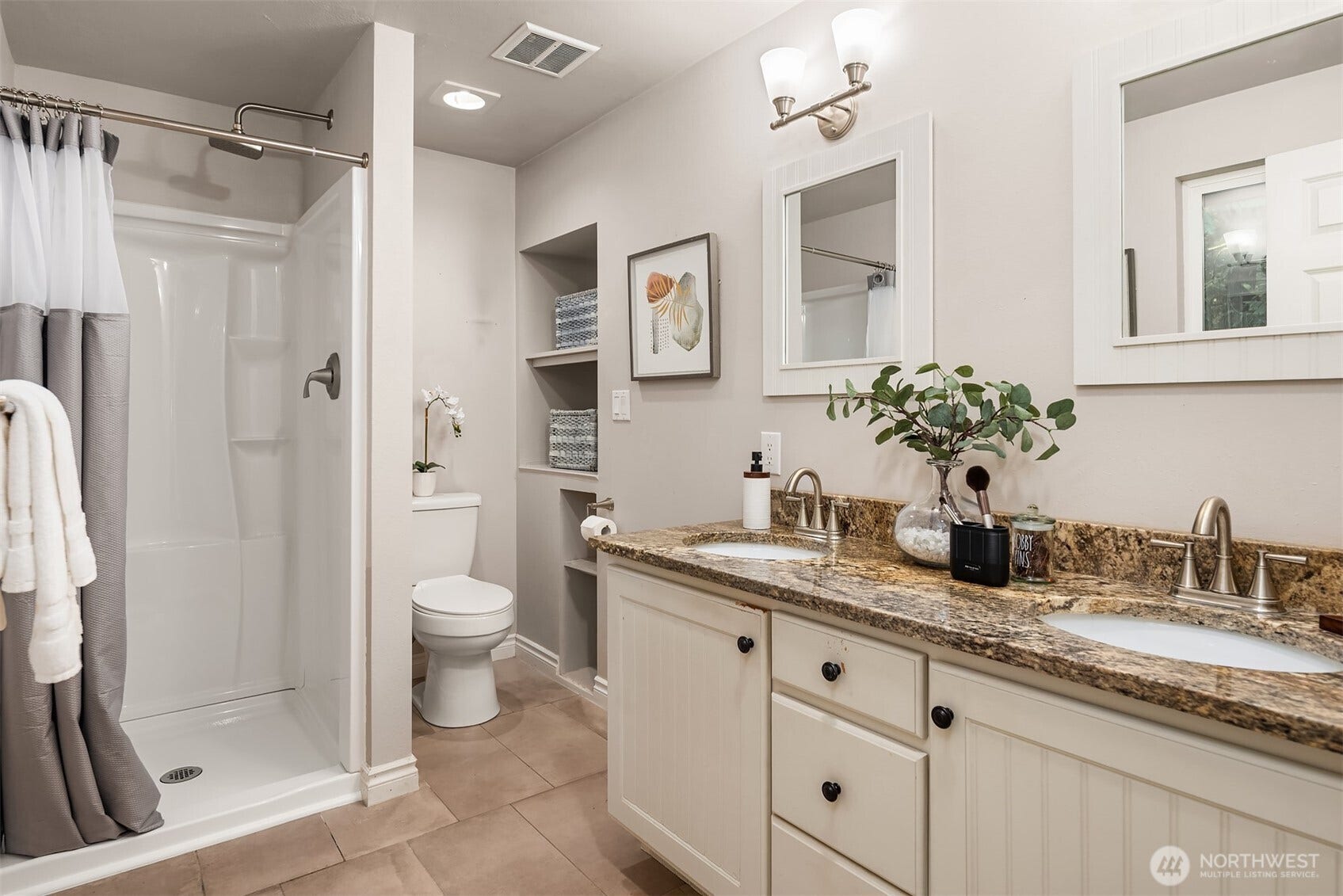 12824 141st Place SE, Snohomish, WA 98290 The updated primary bath with double vanities.