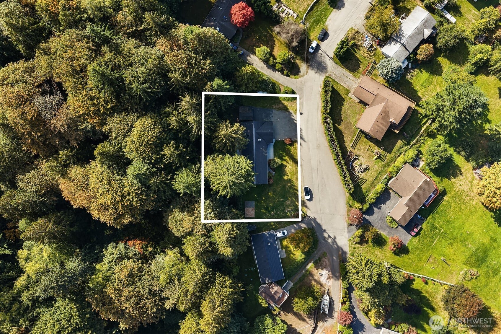12824 141st Place SE, Snohomish, WA 98290 Surrounded bu natures beauty and above all else privacy!