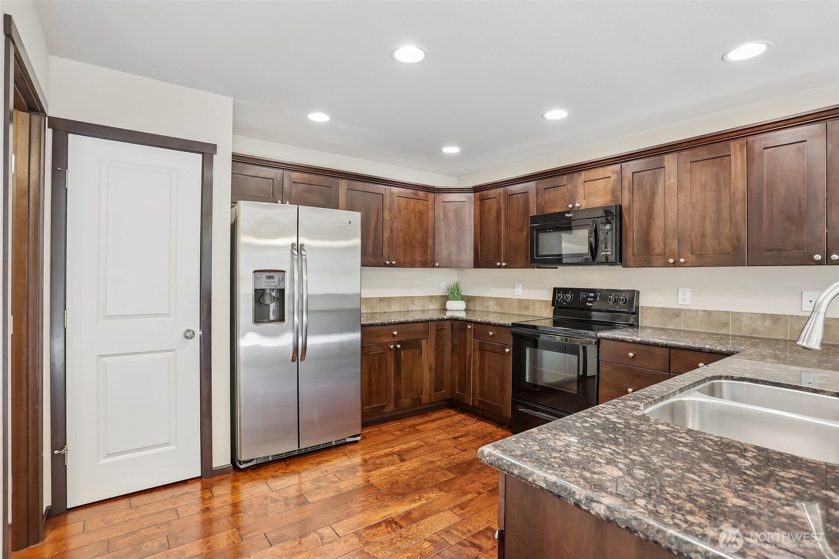 19627 1st Avenue SE, Bothell, WA 98012 19627 1st Avenue SE, Bothell, WA 98012