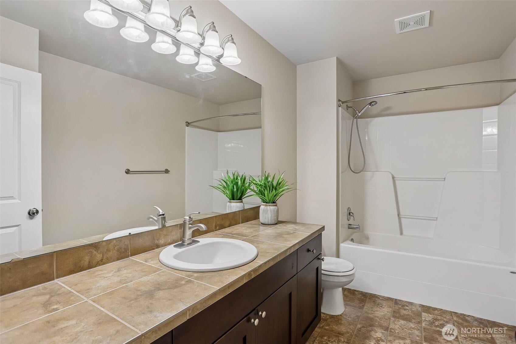 19627 1st Avenue SE, Bothell, WA 98012 19627 1st Avenue SE, Bothell, WA 98012