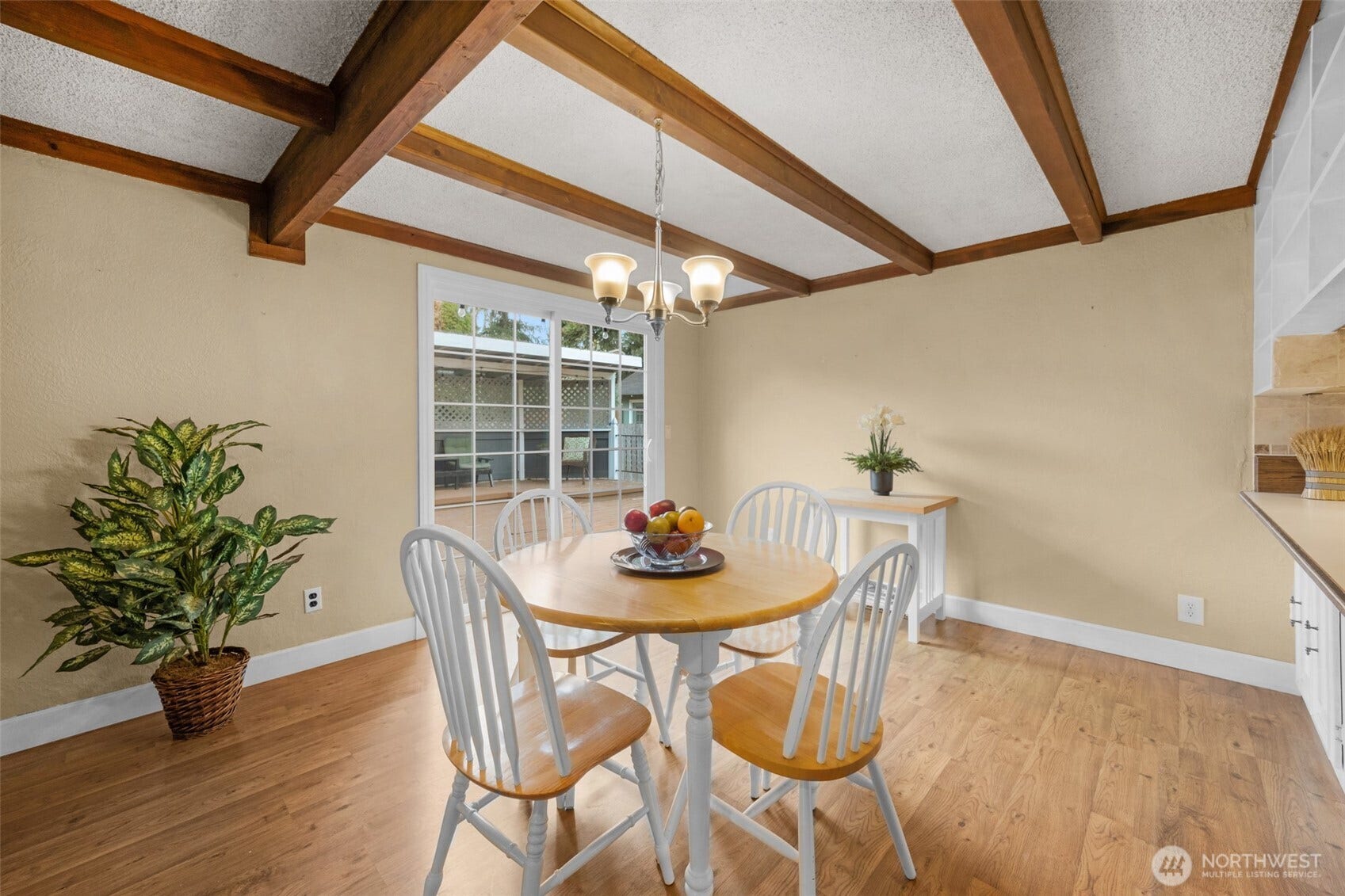 824 NE 194th Street, Shoreline, WA 98155 Spacious dining room with slider to the deck