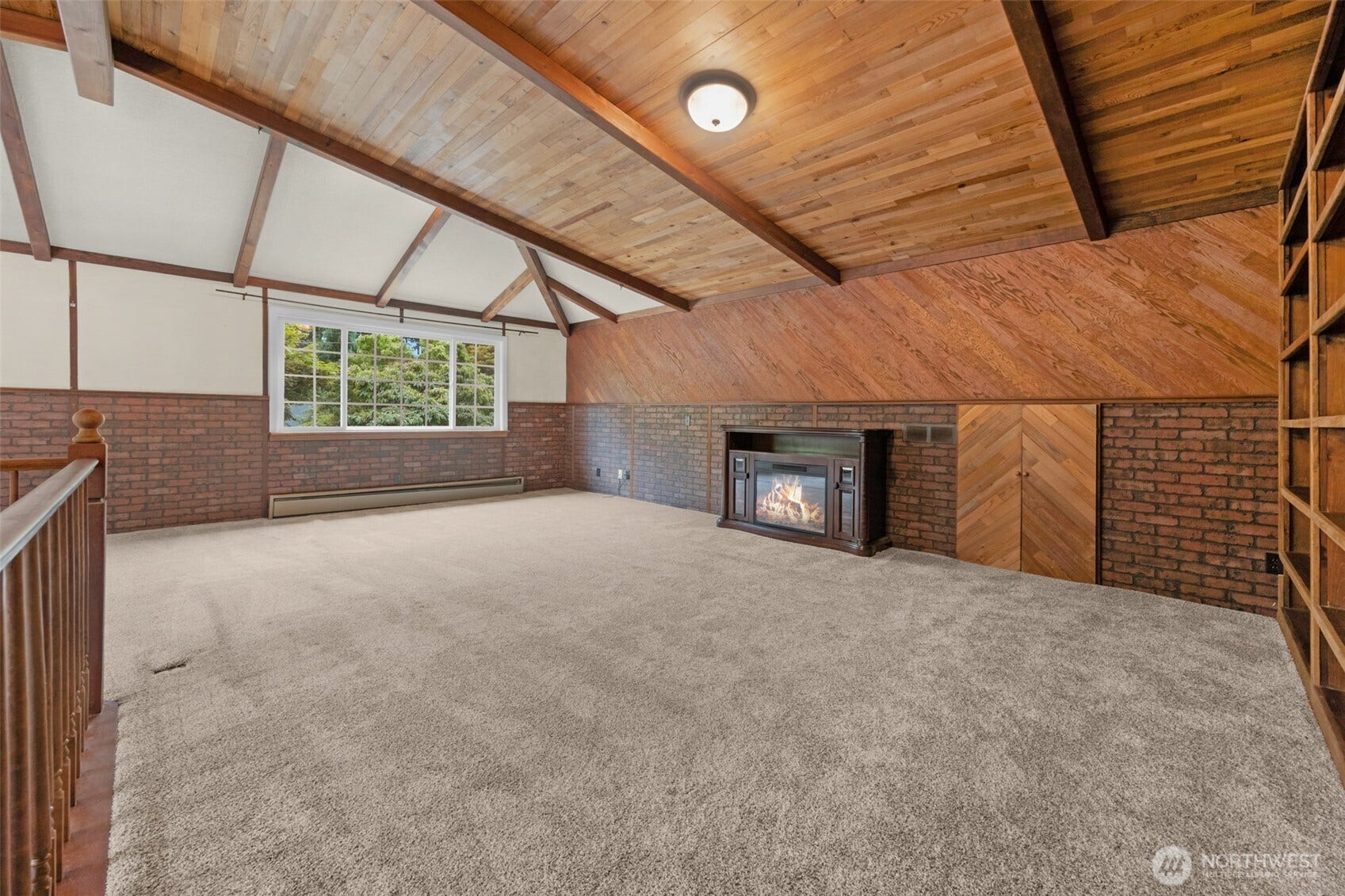 824 NE 194th Street, Shoreline, WA 98155 824 NE 194th Street, Shoreline, WA 98155