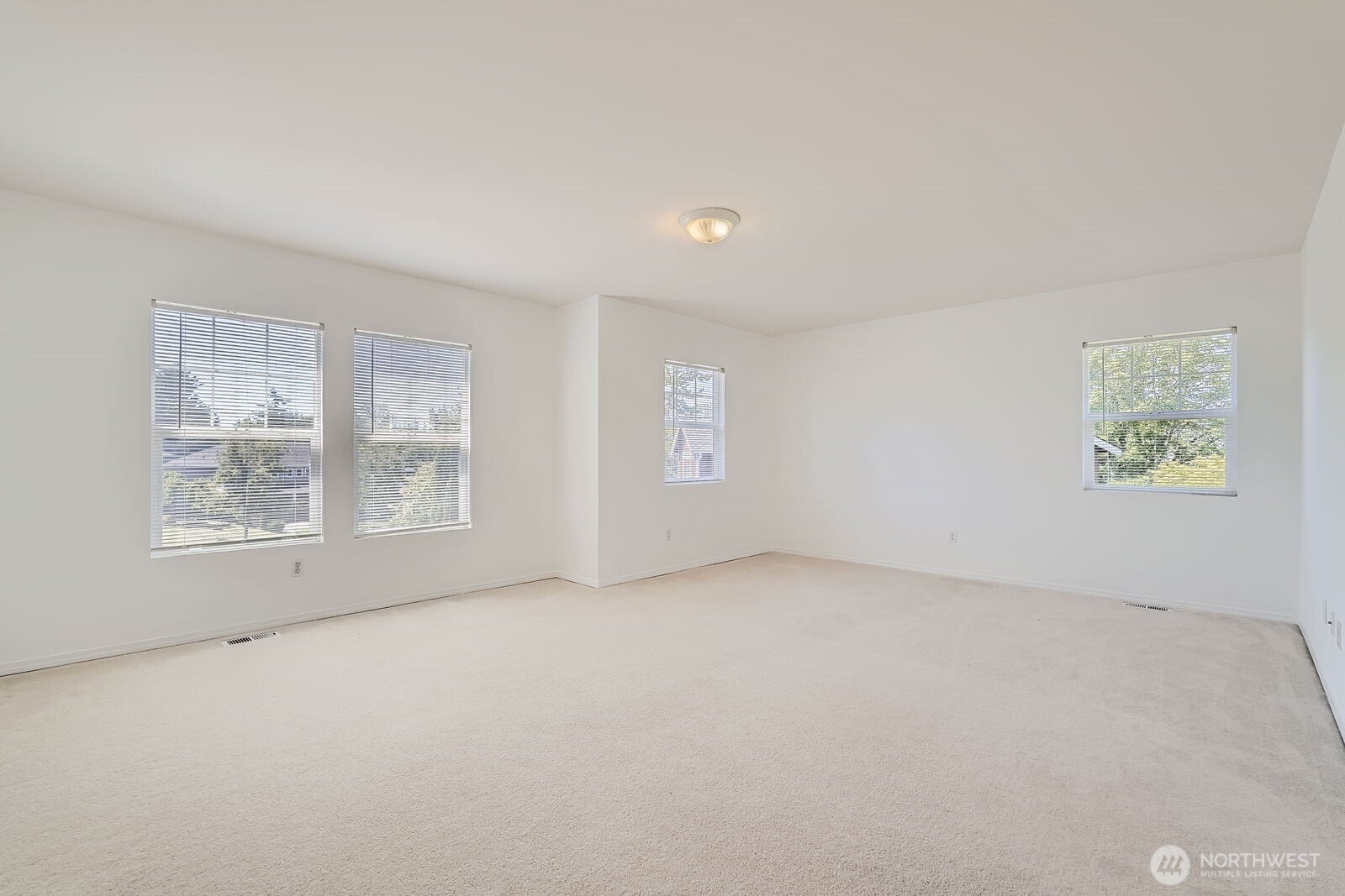 Upper Bedroom 4/Bonus Room
