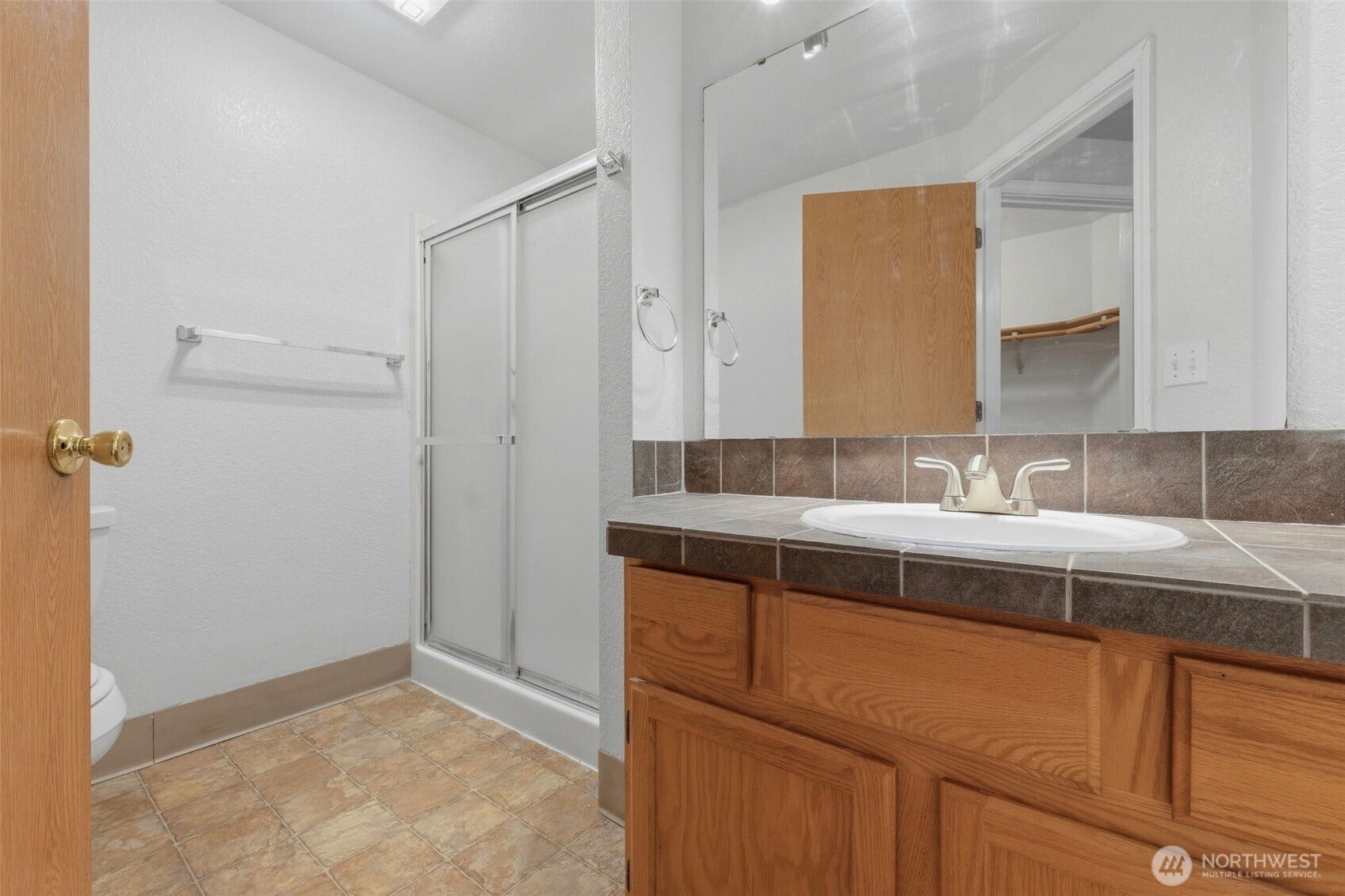 1309 Scarlet Oak Drive SE, Lacey, WA 98503 1309 Scarlet Oak Drive SE, Lacey, WA 98503
