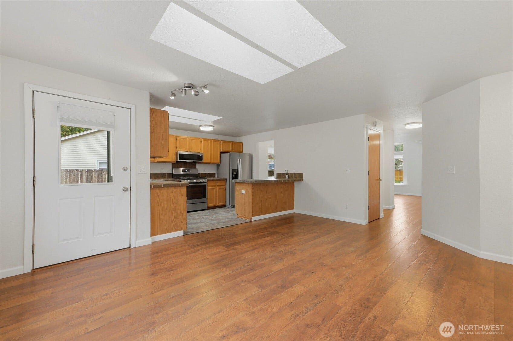 1309 Scarlet Oak Drive SE, Lacey, WA 98503 1309 Scarlet Oak Drive SE, Lacey, WA 98503