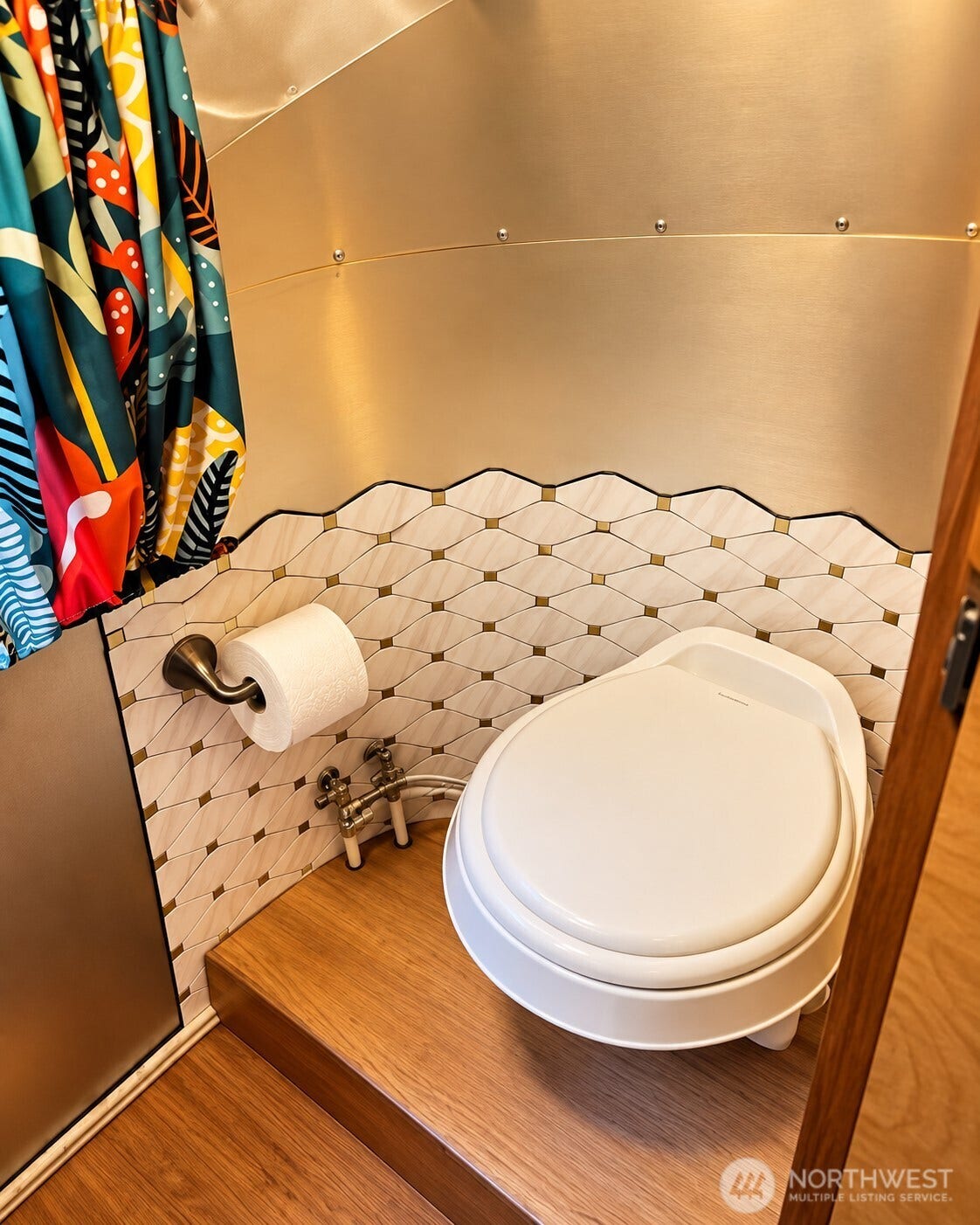 21811 15th Avenue S, #Safari, Des Moines, WA 98198
