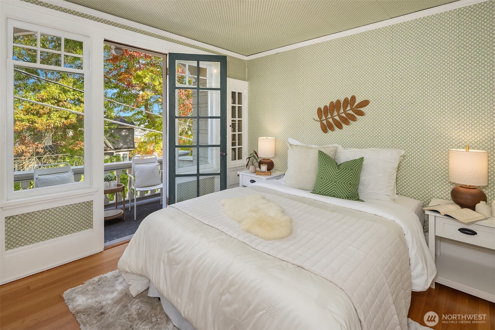 1103 E Hamlin Street, Seattle, WA 98102