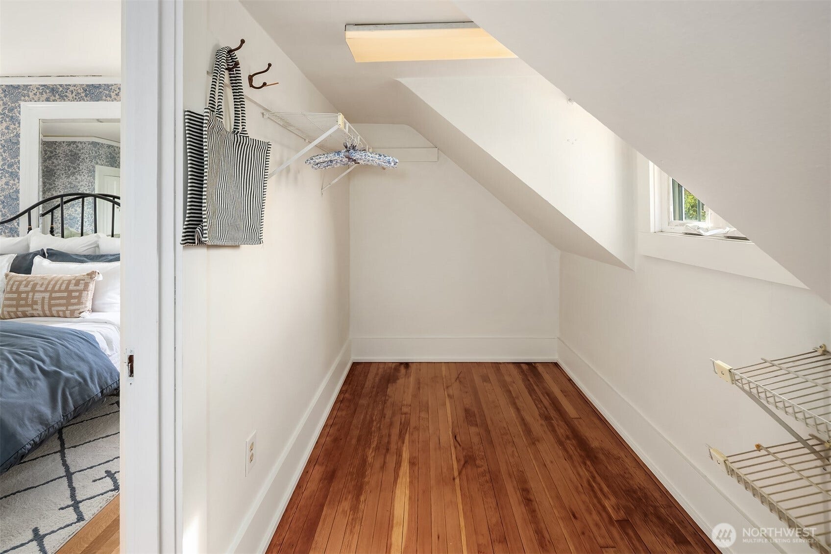1103 E Hamlin Street, Seattle, WA 98102