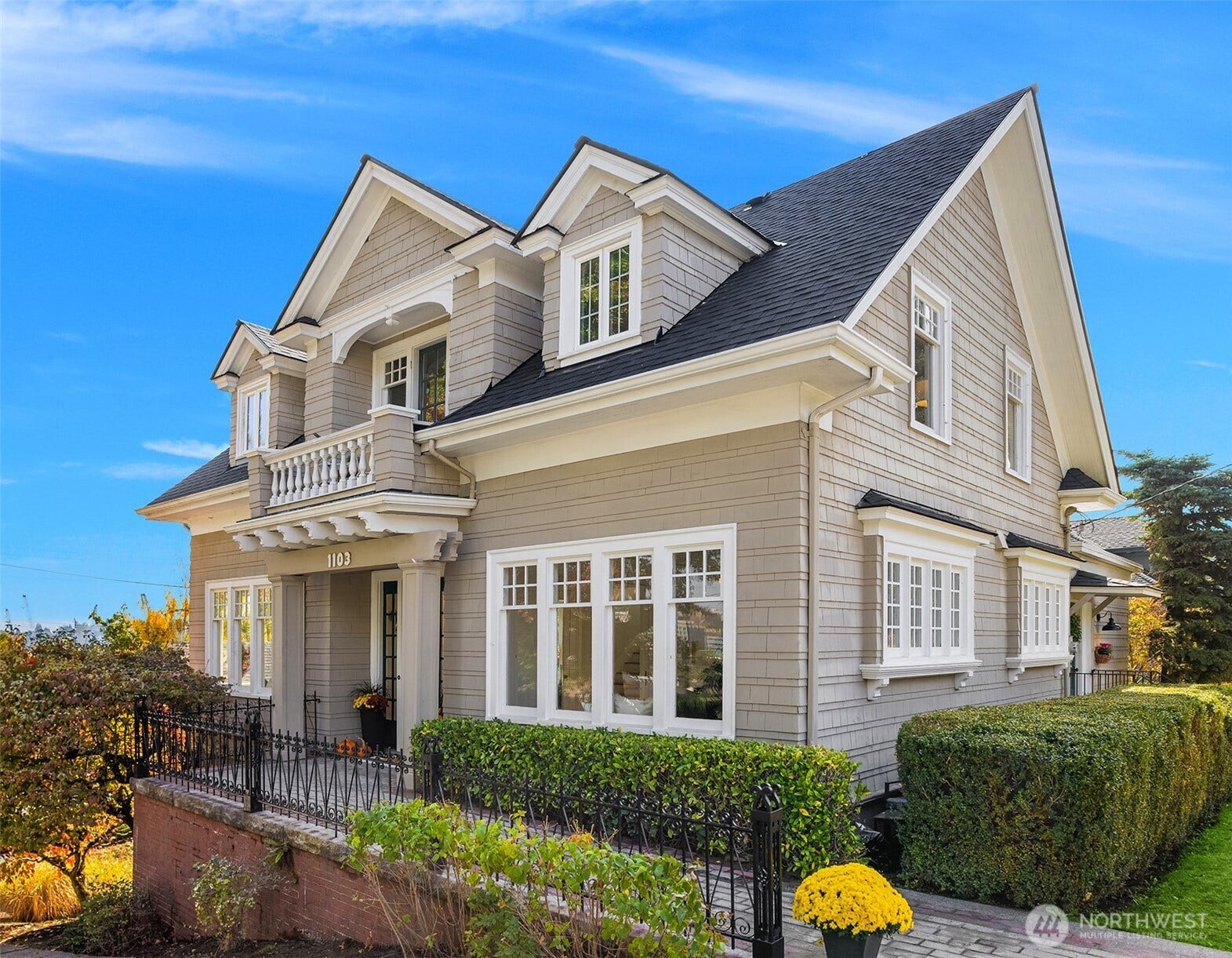 1103 E Hamlin Street, Seattle, WA 98102