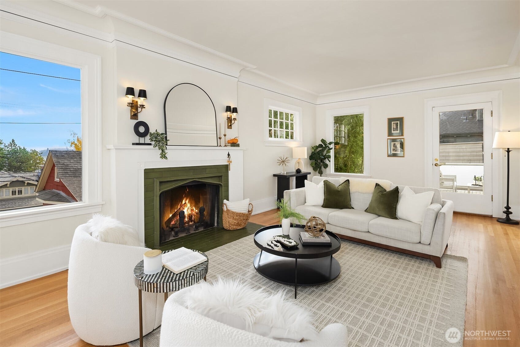 1103 E Hamlin Street, Seattle, WA 98102