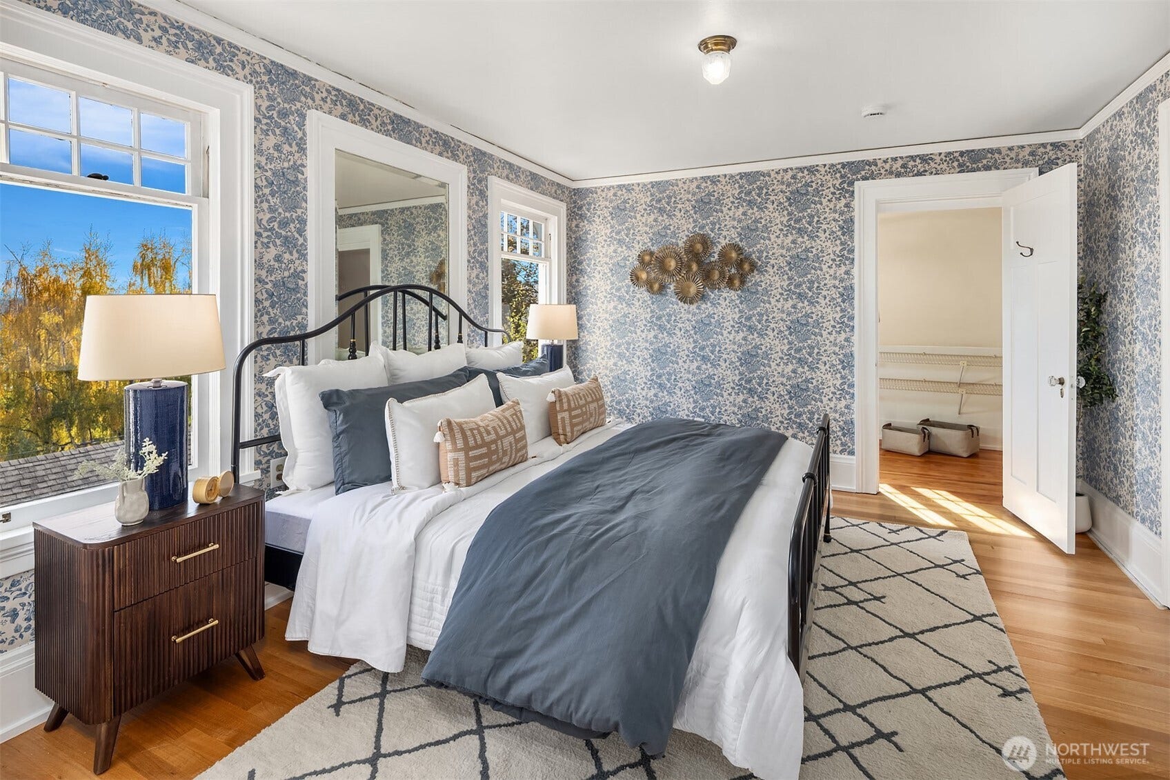 1103 E Hamlin Street, Seattle, WA 98102