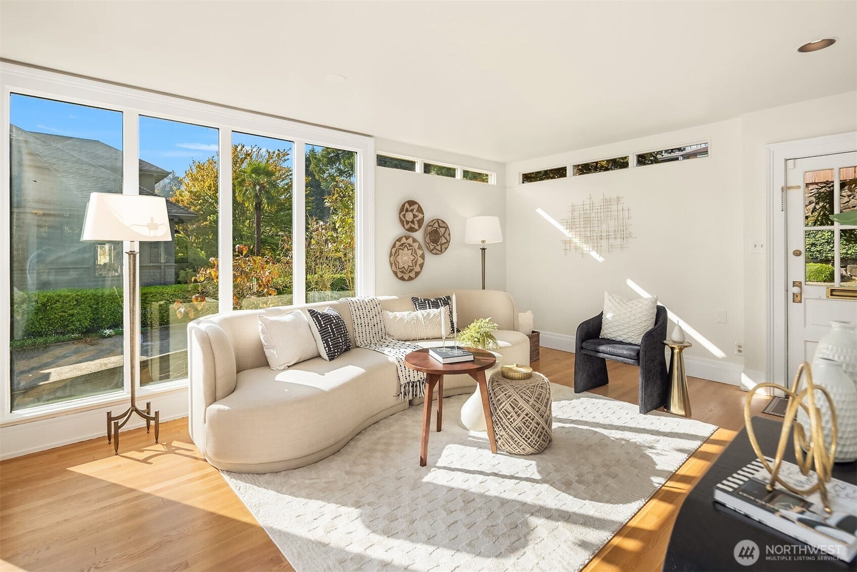 1103 E Hamlin Street, Seattle, WA 98102