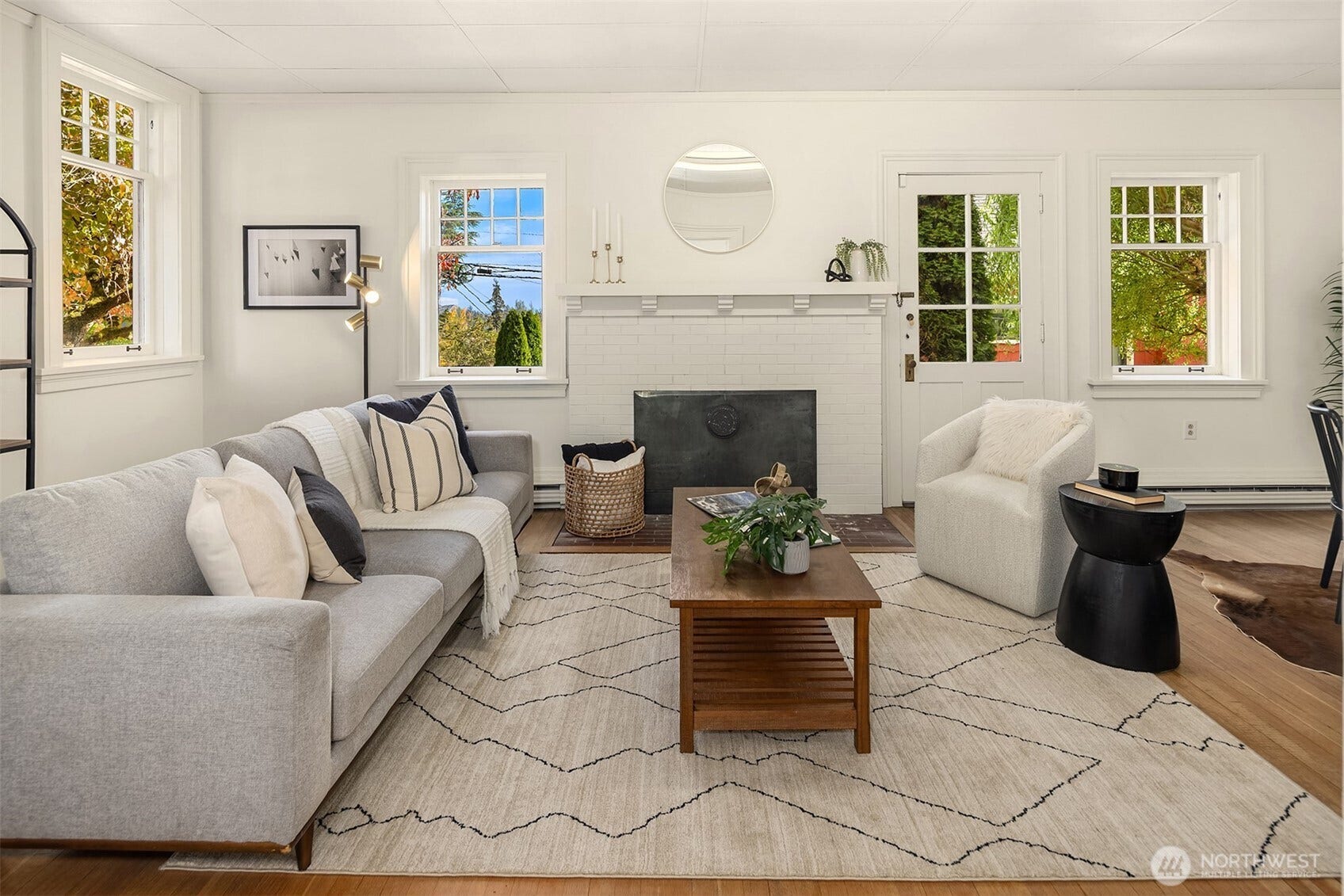 1103 E Hamlin Street, Seattle, WA 98102