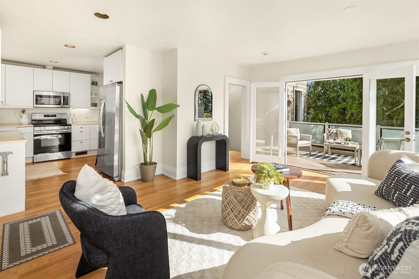 1103 E Hamlin Street, Seattle, WA 98102