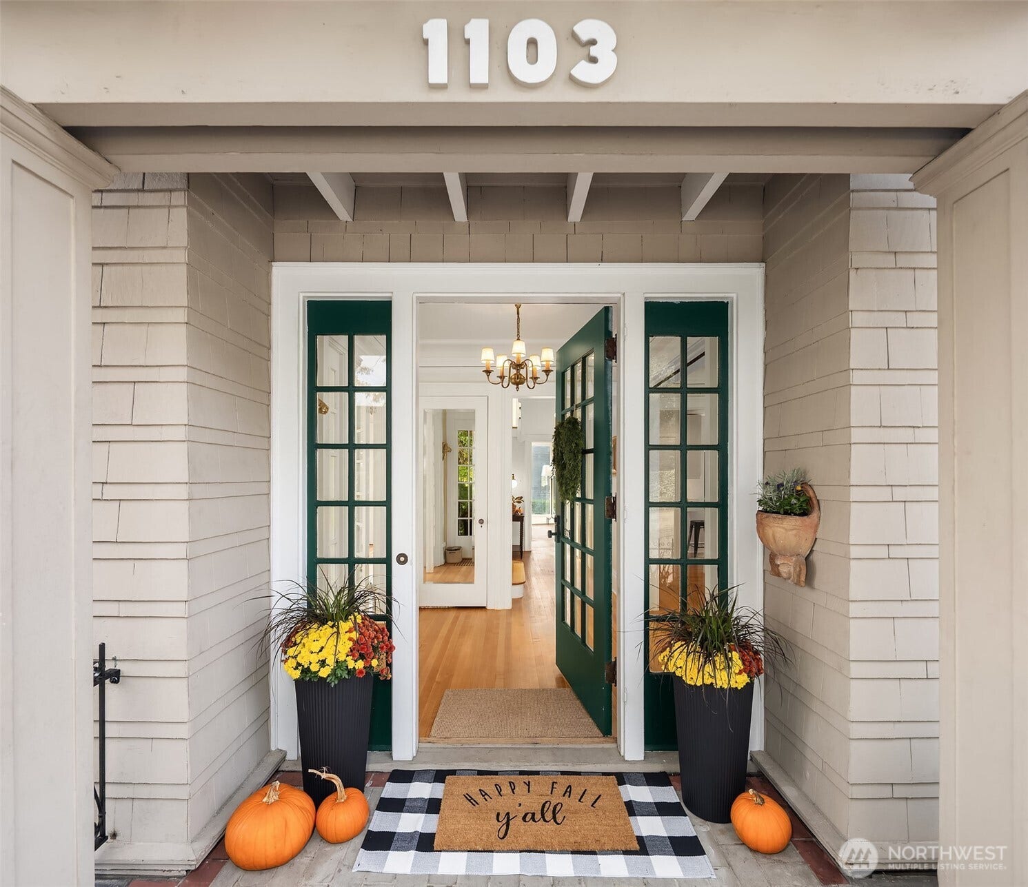 1103 E Hamlin Street, Seattle, WA 98102