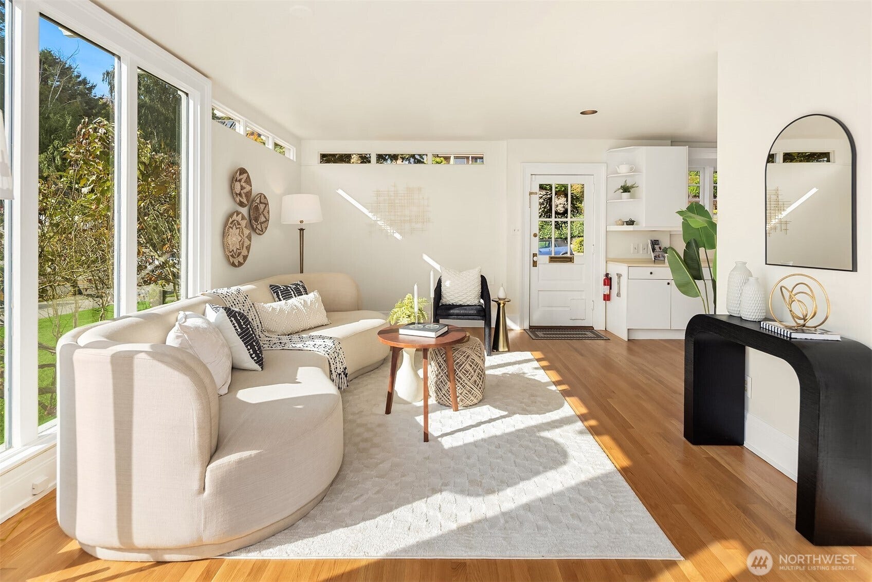 1103 E Hamlin Street, Seattle, WA 98102