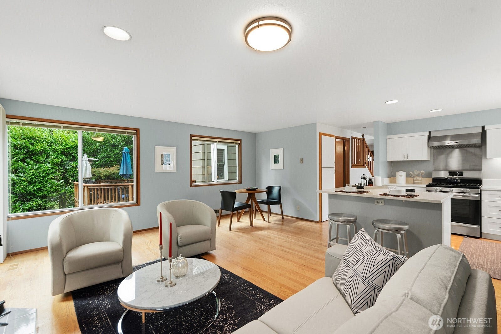 7548 Ravenna Avenue NE, Seattle, WA 98115 7548 Ravenna Avenue NE, Seattle, WA 98115