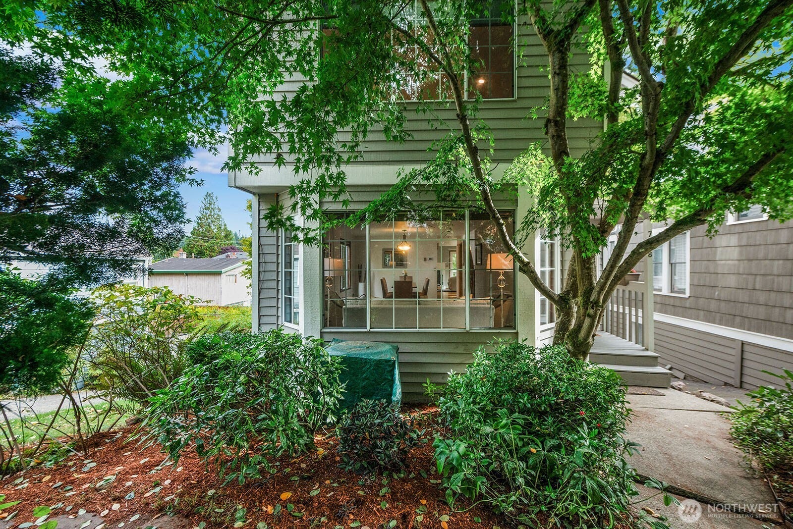 7548 Ravenna Avenue NE, Seattle, WA 98115 7548 Ravenna Avenue NE, Seattle, WA 98115