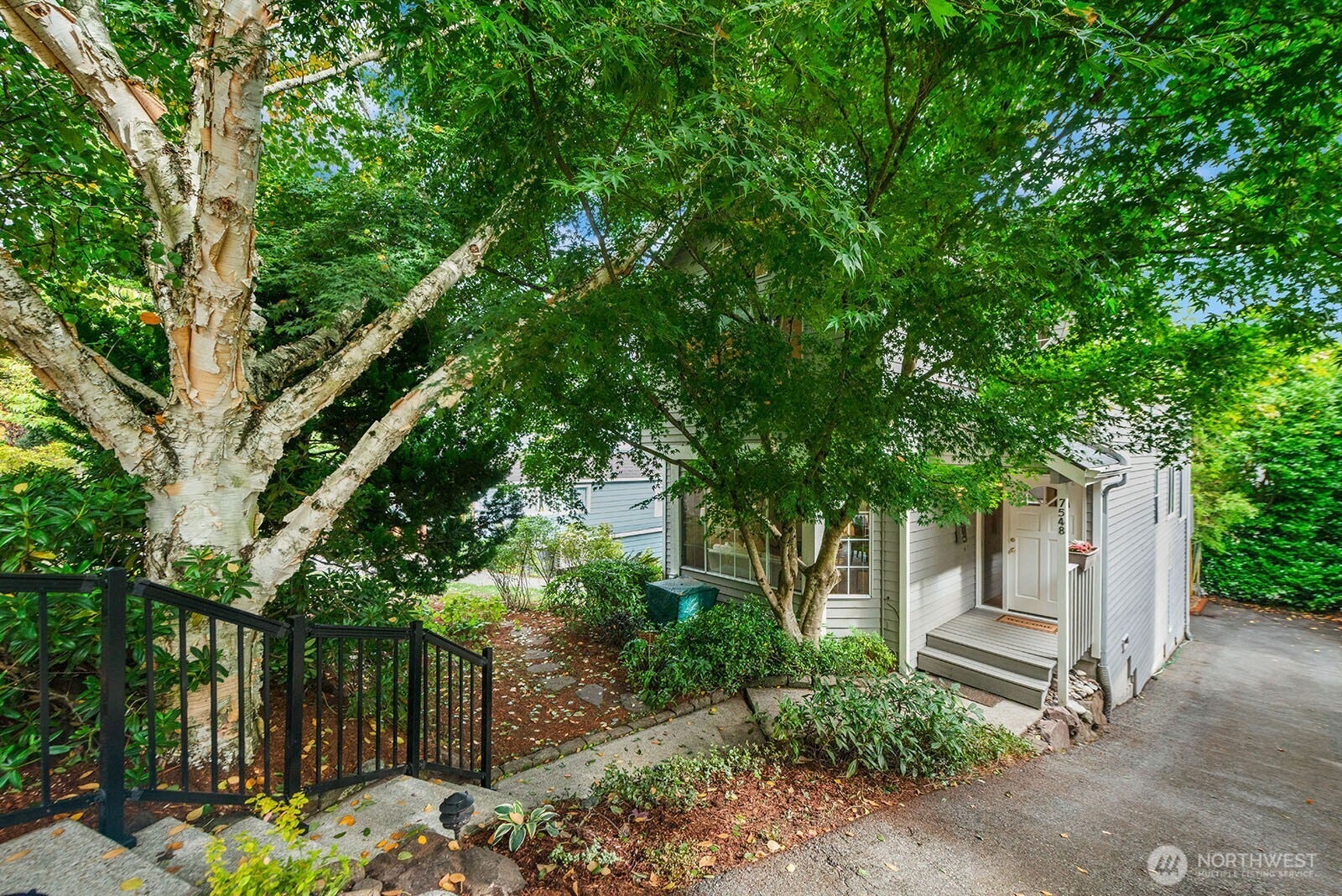 7548 Ravenna Avenue NE, Seattle, WA 98115 7548 Ravenna Avenue NE, Seattle, WA 98115