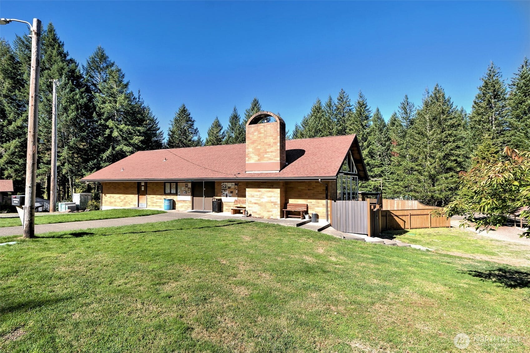 140 N Spindrift Drive, Lilliwaup, WA 98555 140 N Spindrift Drive, Lilliwaup, WA 98555