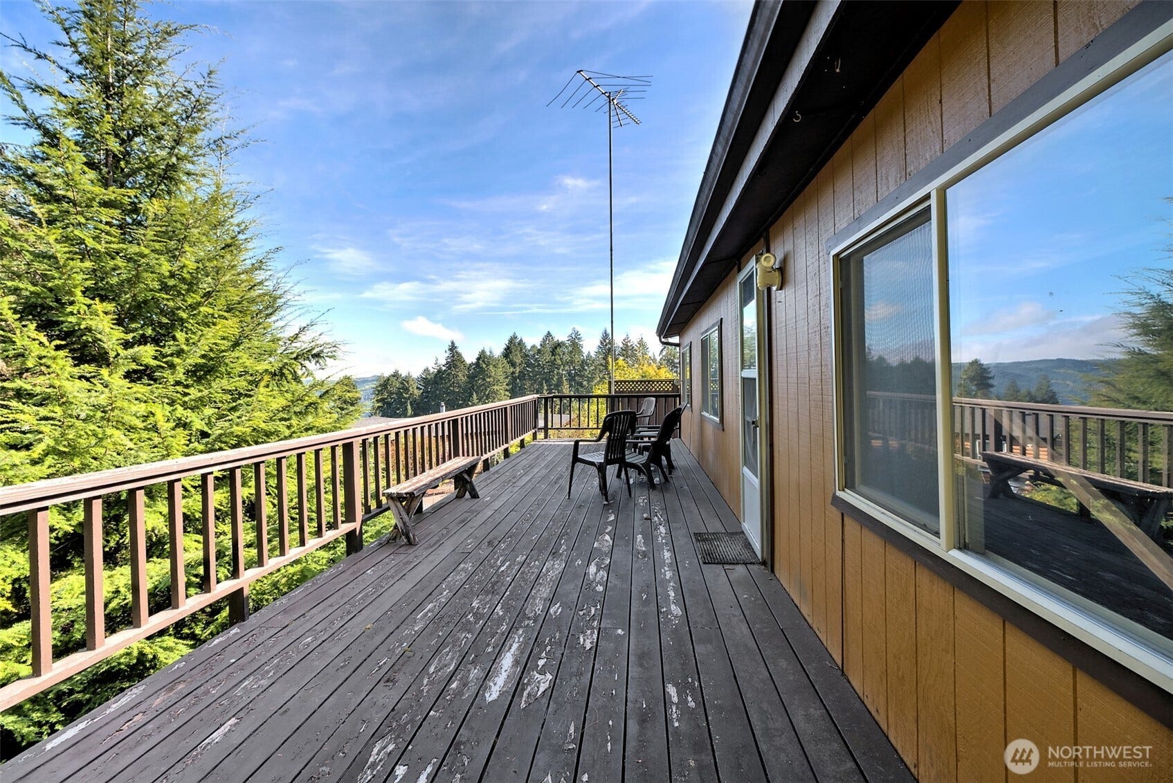 140 N Spindrift Drive, Lilliwaup, WA 98555 140 N Spindrift Drive, Lilliwaup, WA 98555