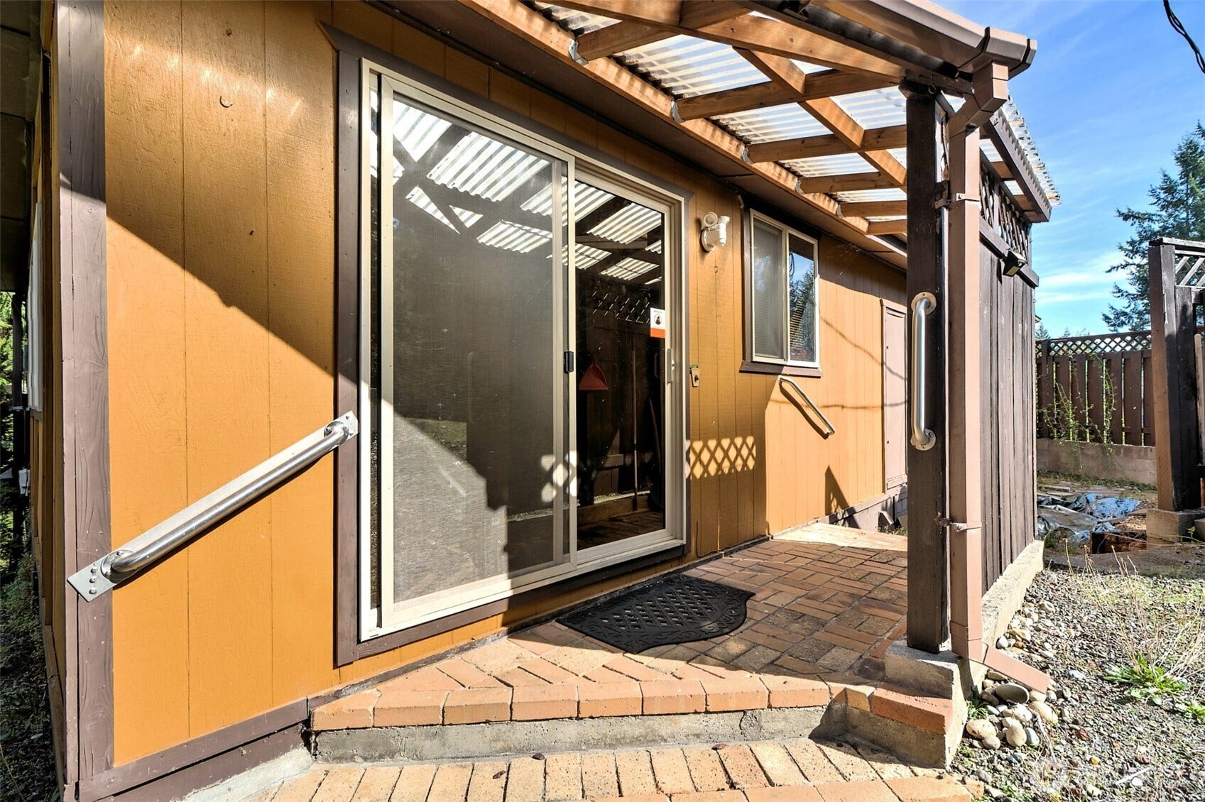 140 N Spindrift Drive, Lilliwaup, WA 98555 140 N Spindrift Drive, Lilliwaup, WA 98555