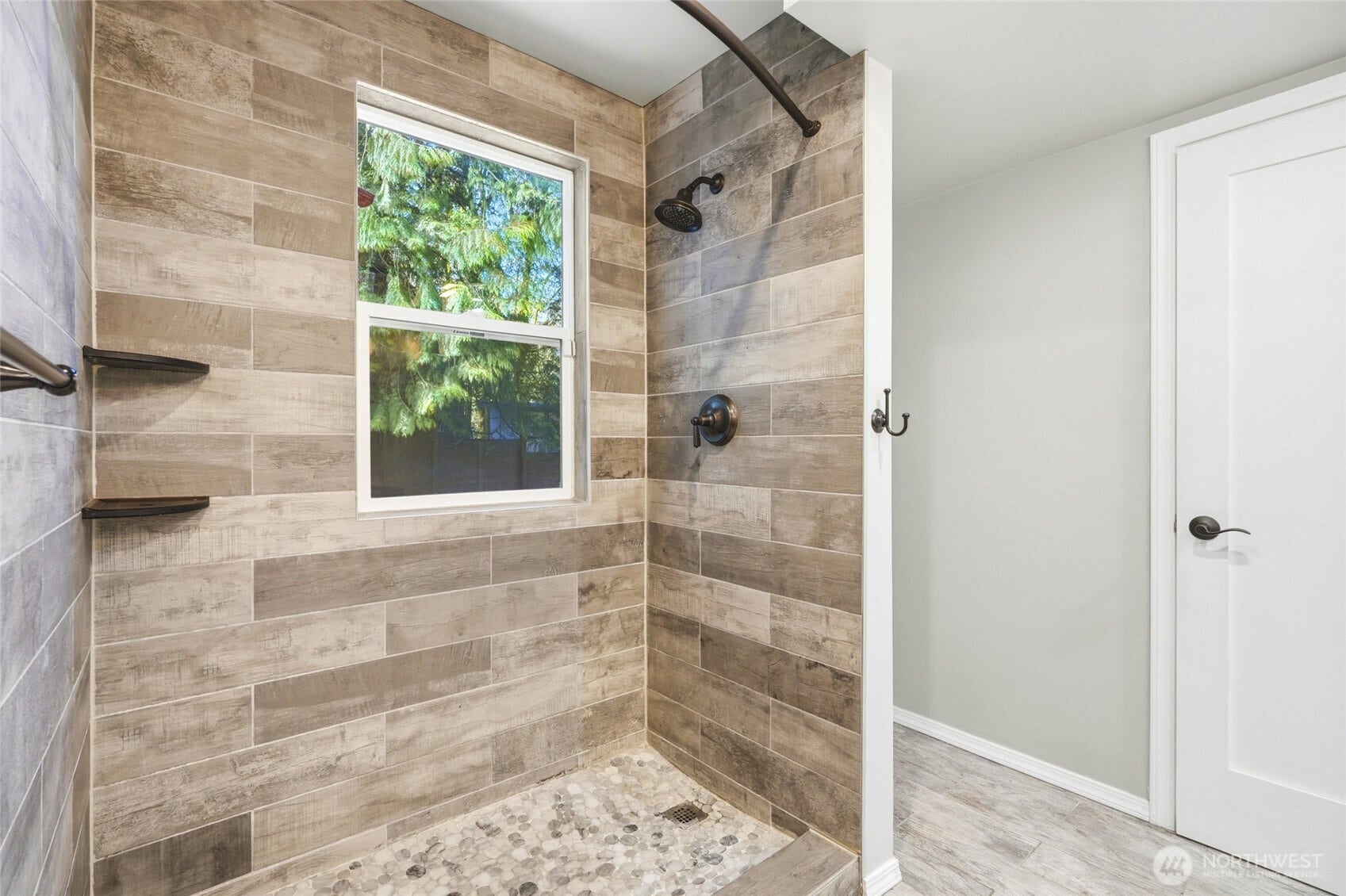 16714 SE Newport Way, Bellevue, WA 98006 Niced updated master Bath shower!