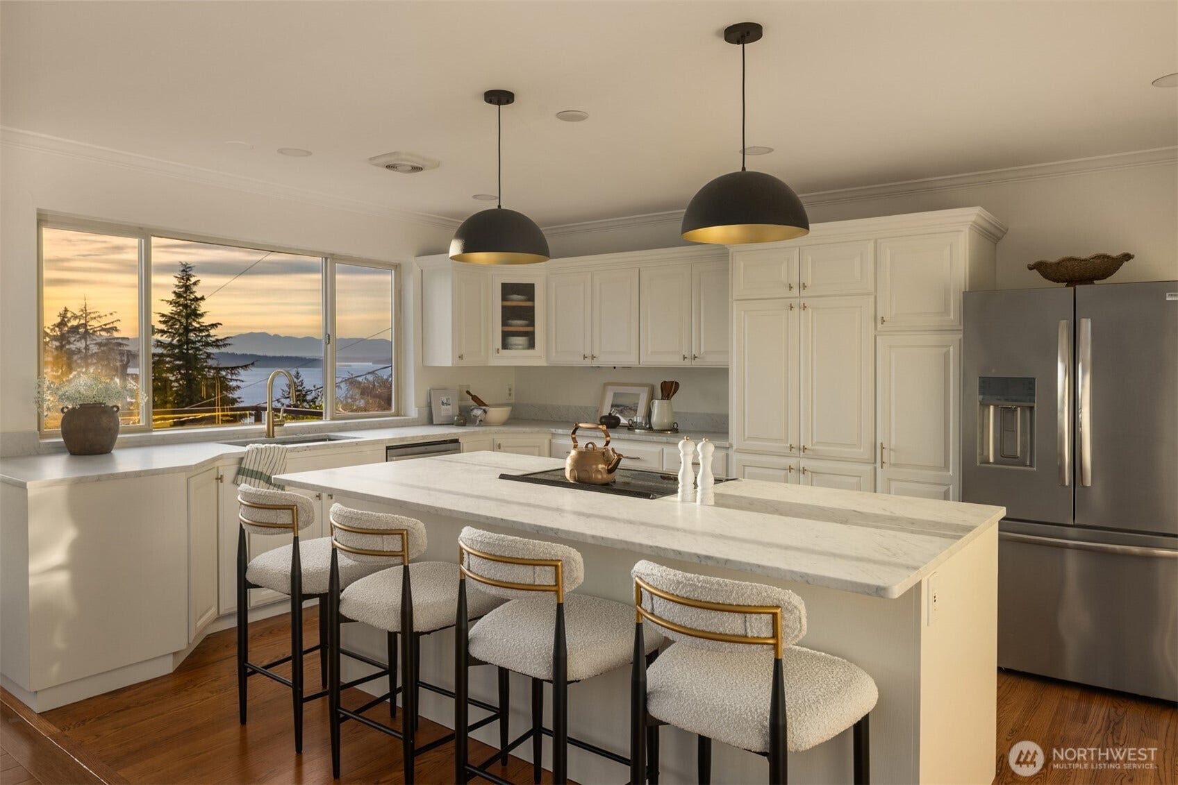 15901 23rd Avenue SW, Burien, WA 98166 Recently remodeled kitchen brightly lit by the many windows.