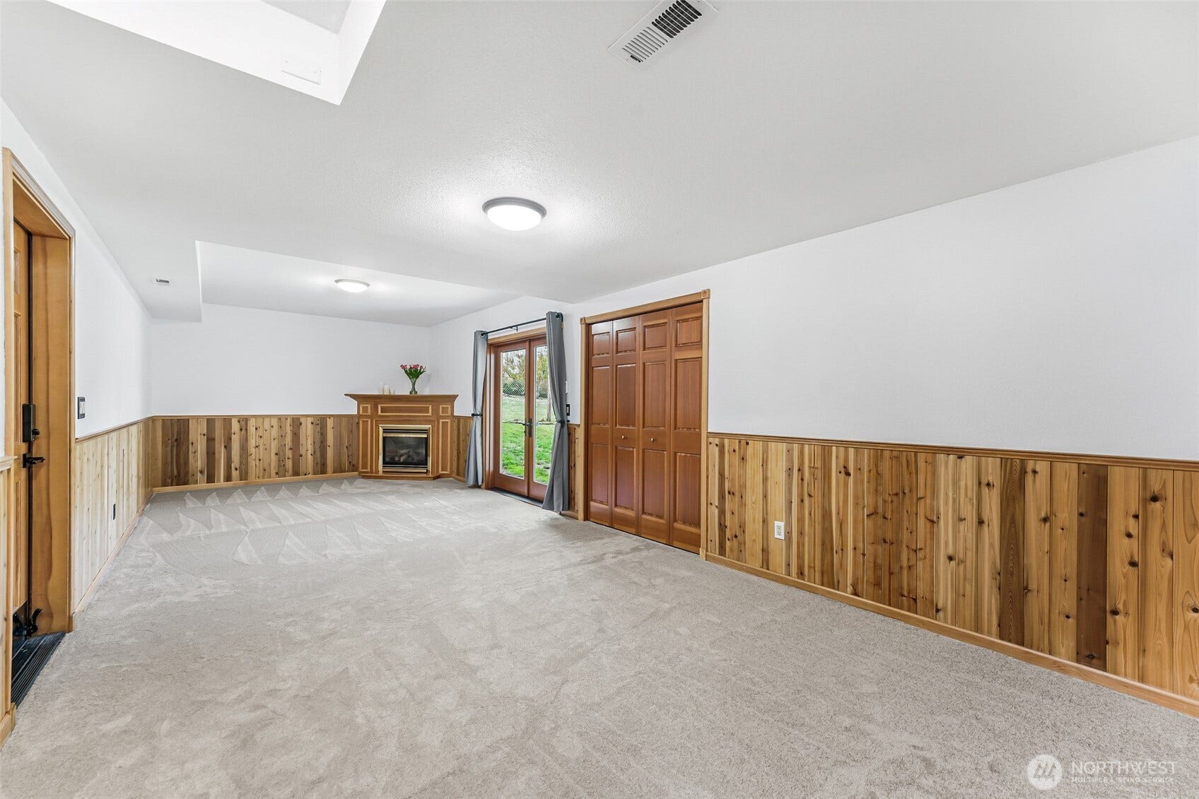 Exceptionally large room with storage.