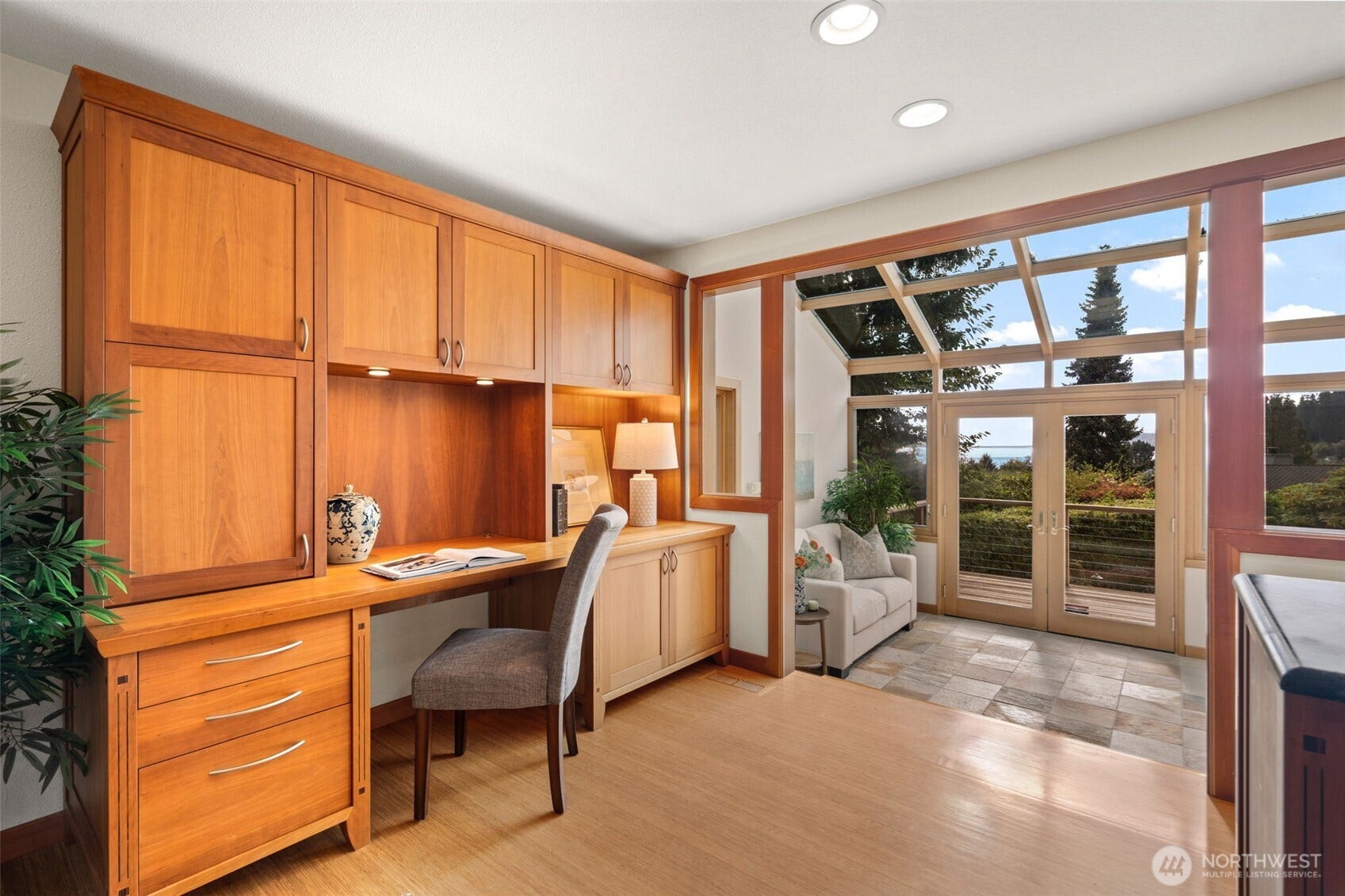 9796 NE Murden Cove Drive, Bainbridge Island, WA 98110 9796 NE Murden Cove Drive, Bainbridge Island, WA 98110