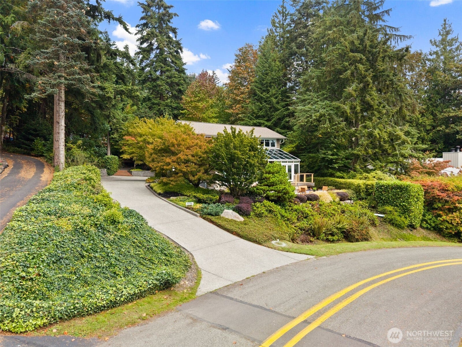 9796 NE Murden Cove Drive, Bainbridge Island, WA 98110 9796 NE Murden Cove Drive, Bainbridge Island, WA 98110